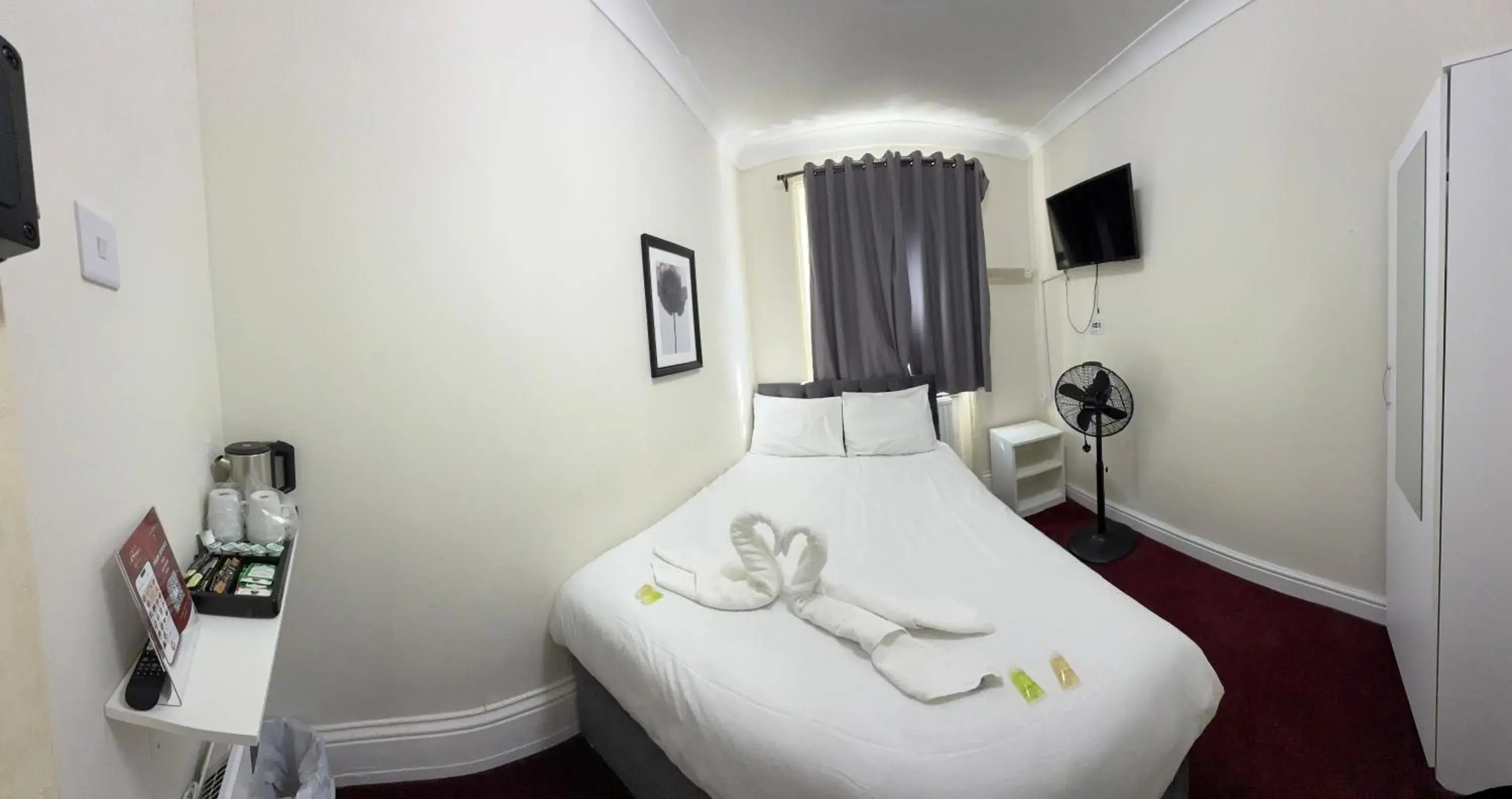 Standard Double Room with Shared Bathroom in Oban Victoria Hotel Standard Double Room with Shared Bathroom in Oban Victoria Hotel