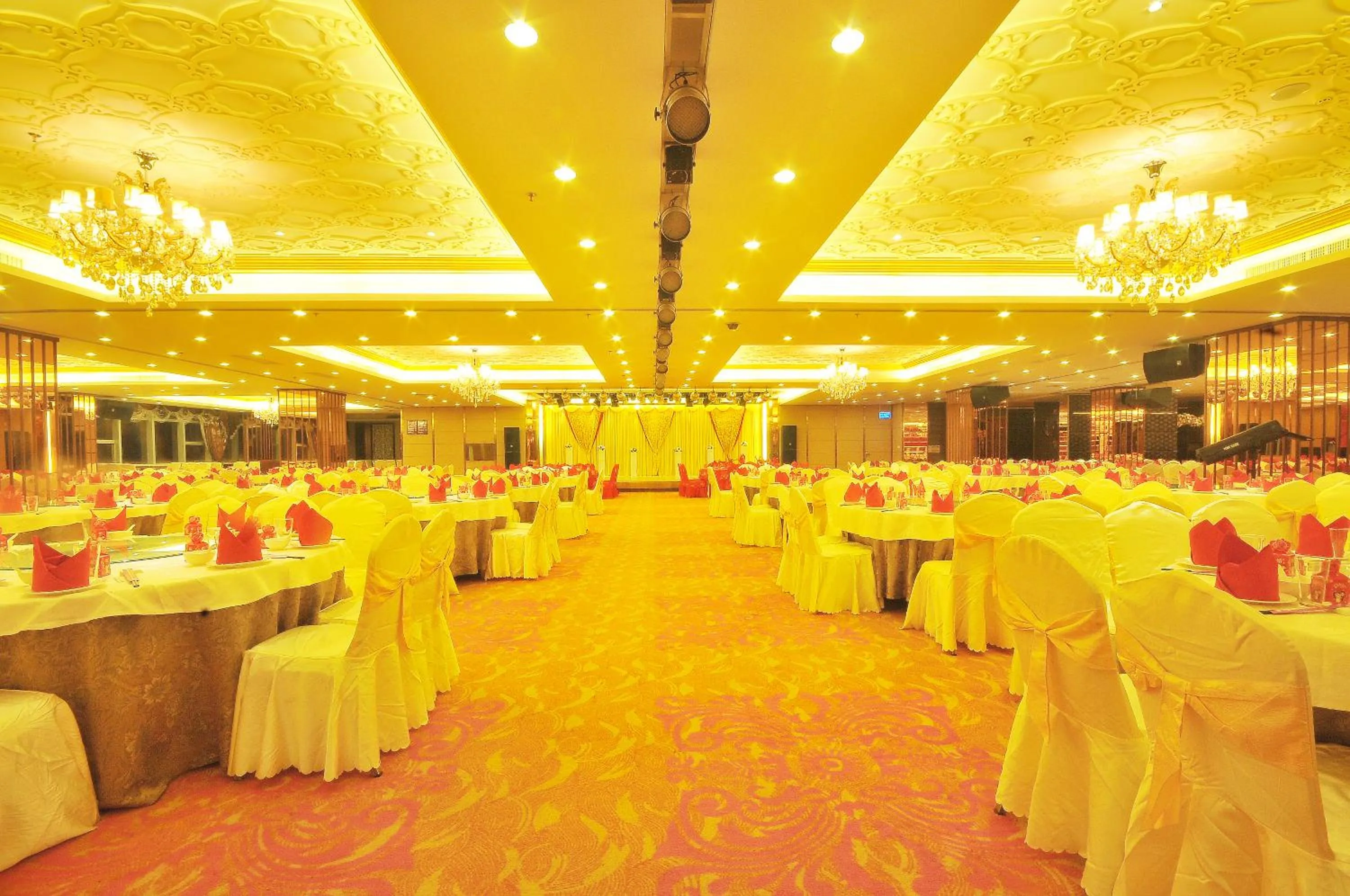 Banquet/Function facilities in Wenchang Waika Hotel