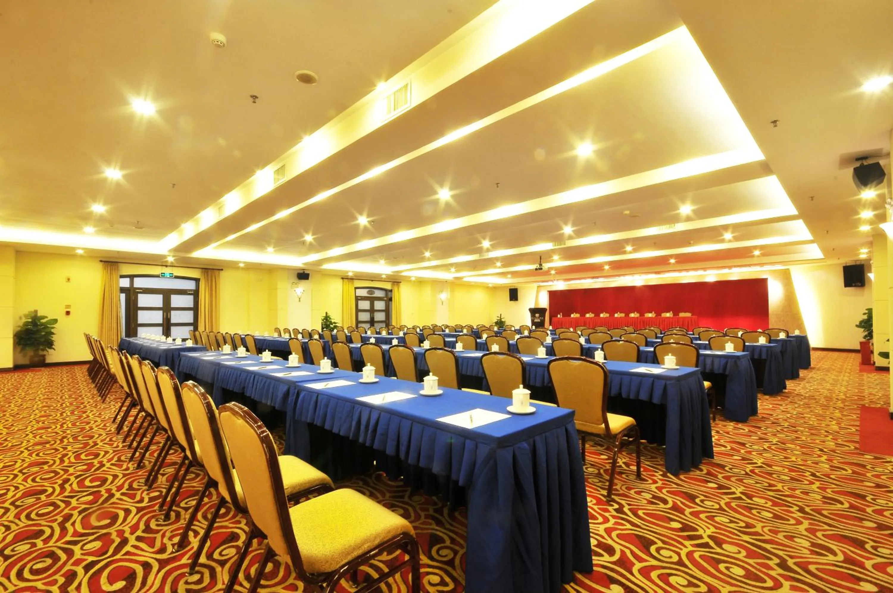 Meeting/conference room in Wenchang Waika Hotel