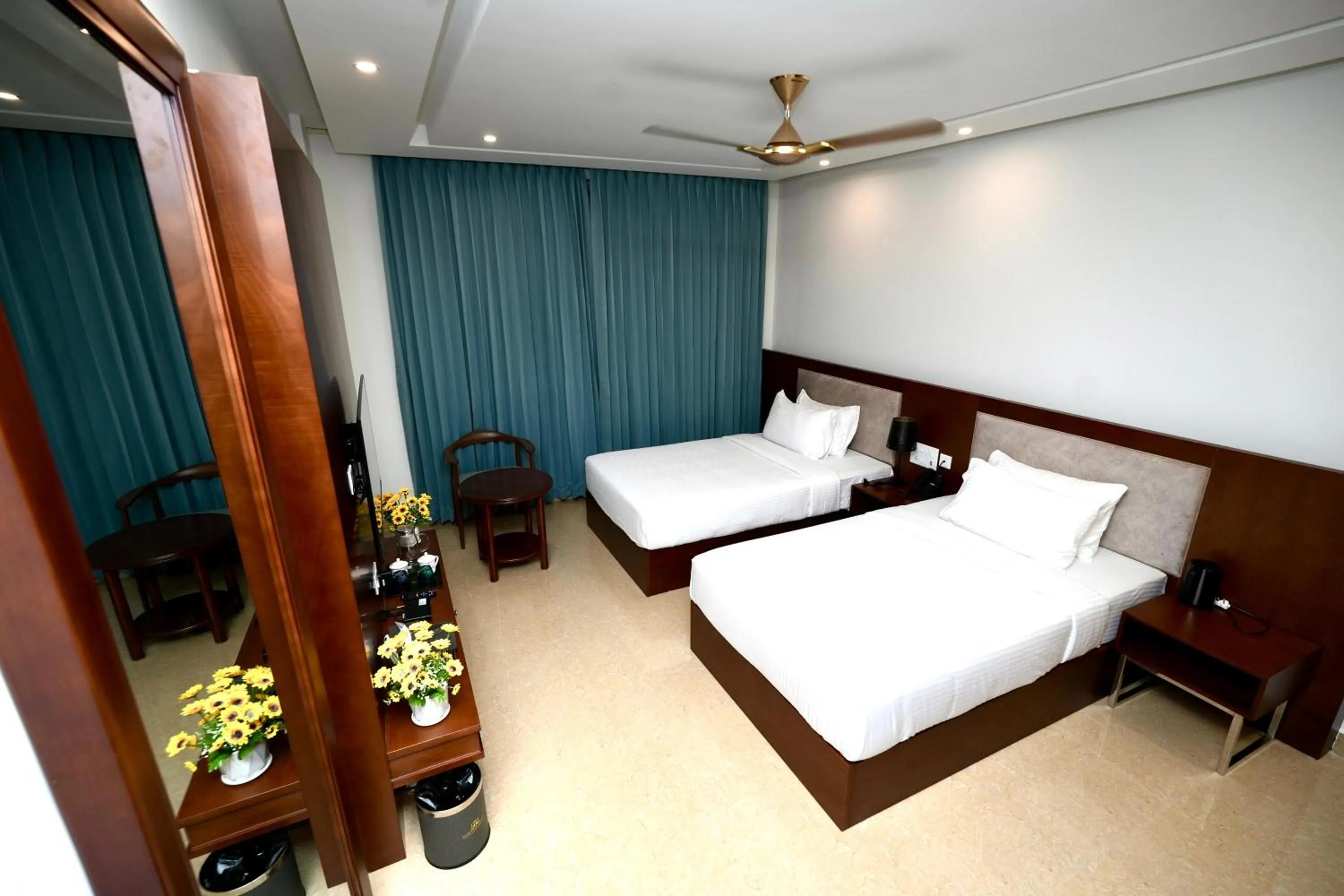 Bedroom, Bed in Le Royale Palace