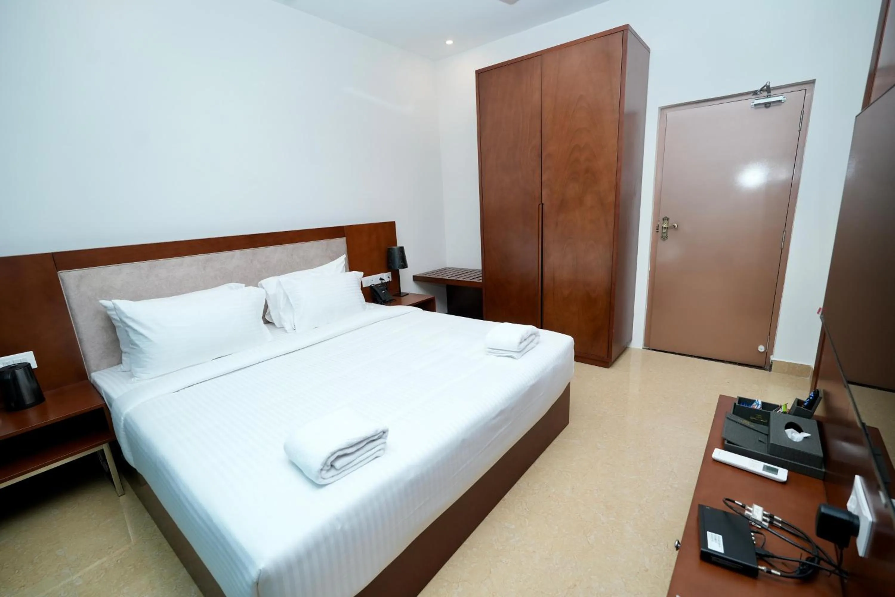 Bedroom, Bed in Le Royale Palace