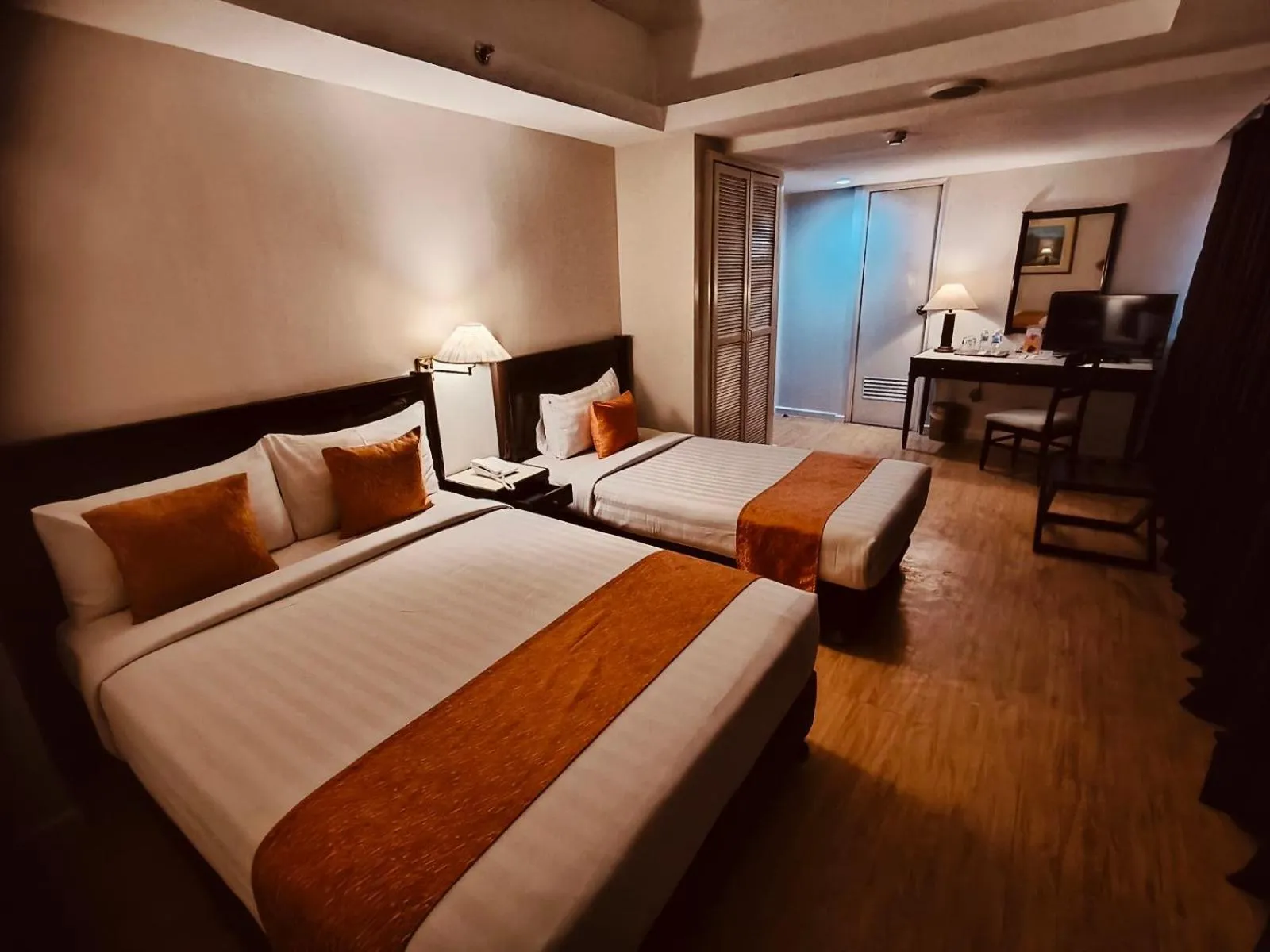 Bed in Harbor Town Hotel