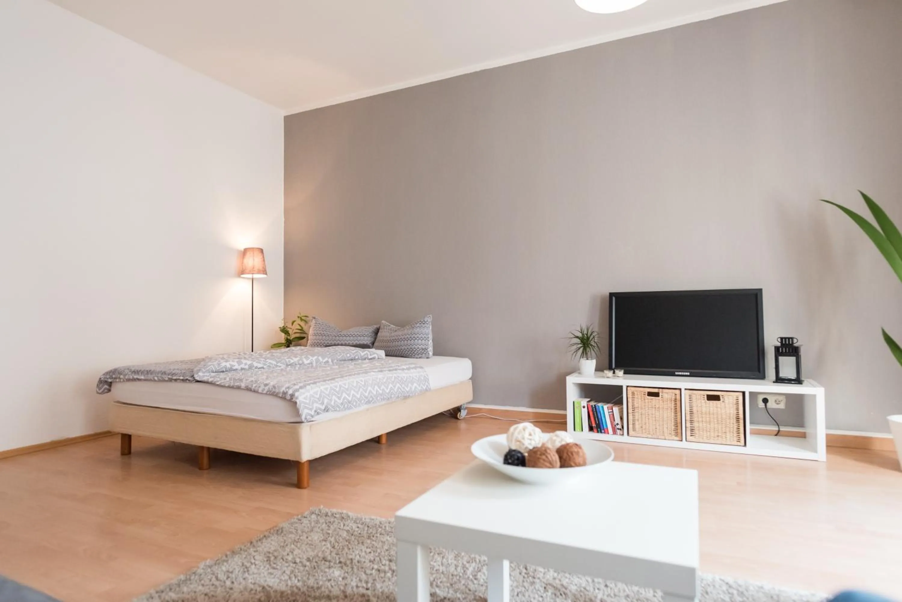 Living room, TV/Entertainment Center in Oskars Absteige