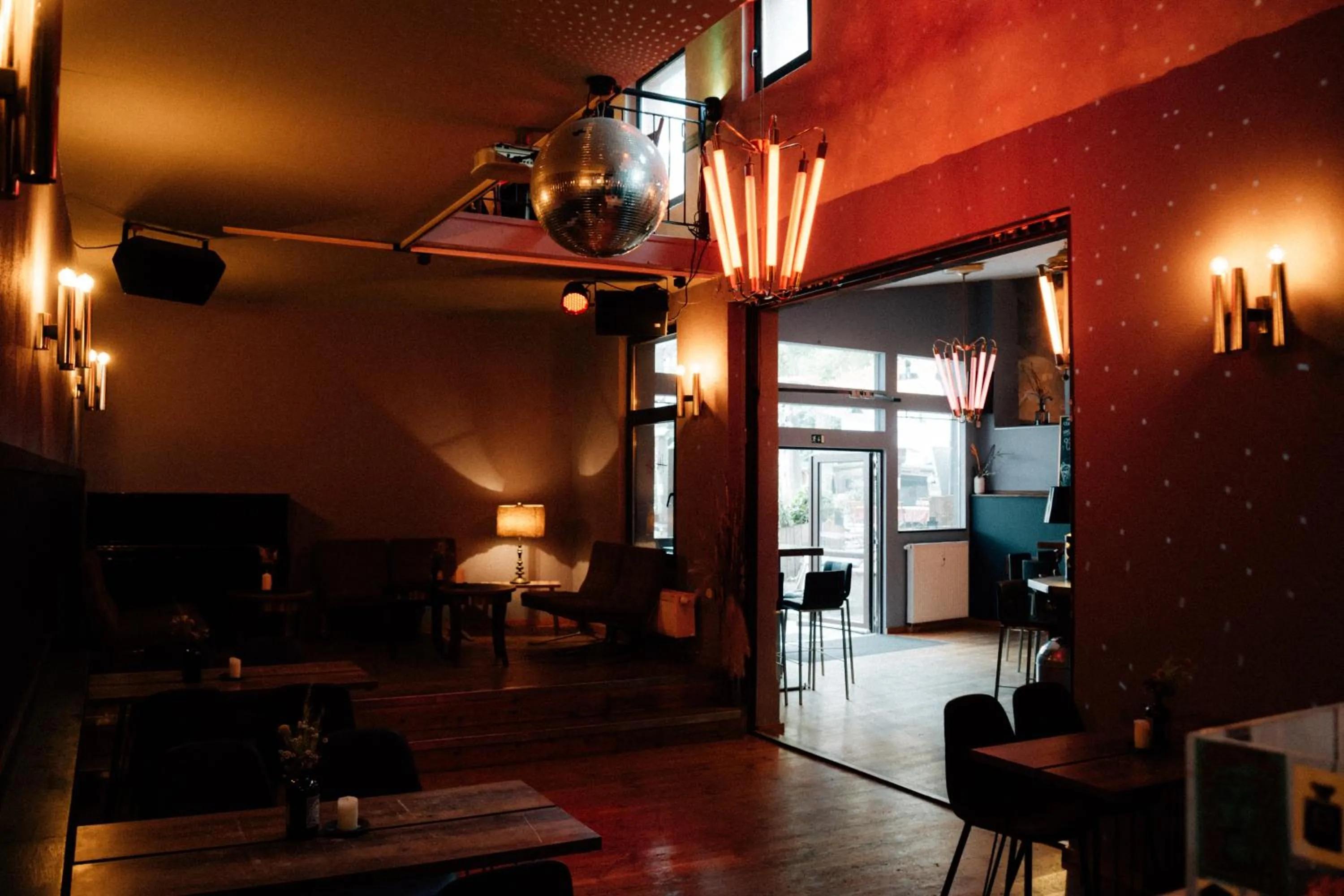 Nightclub / DJ in Oskars Absteige