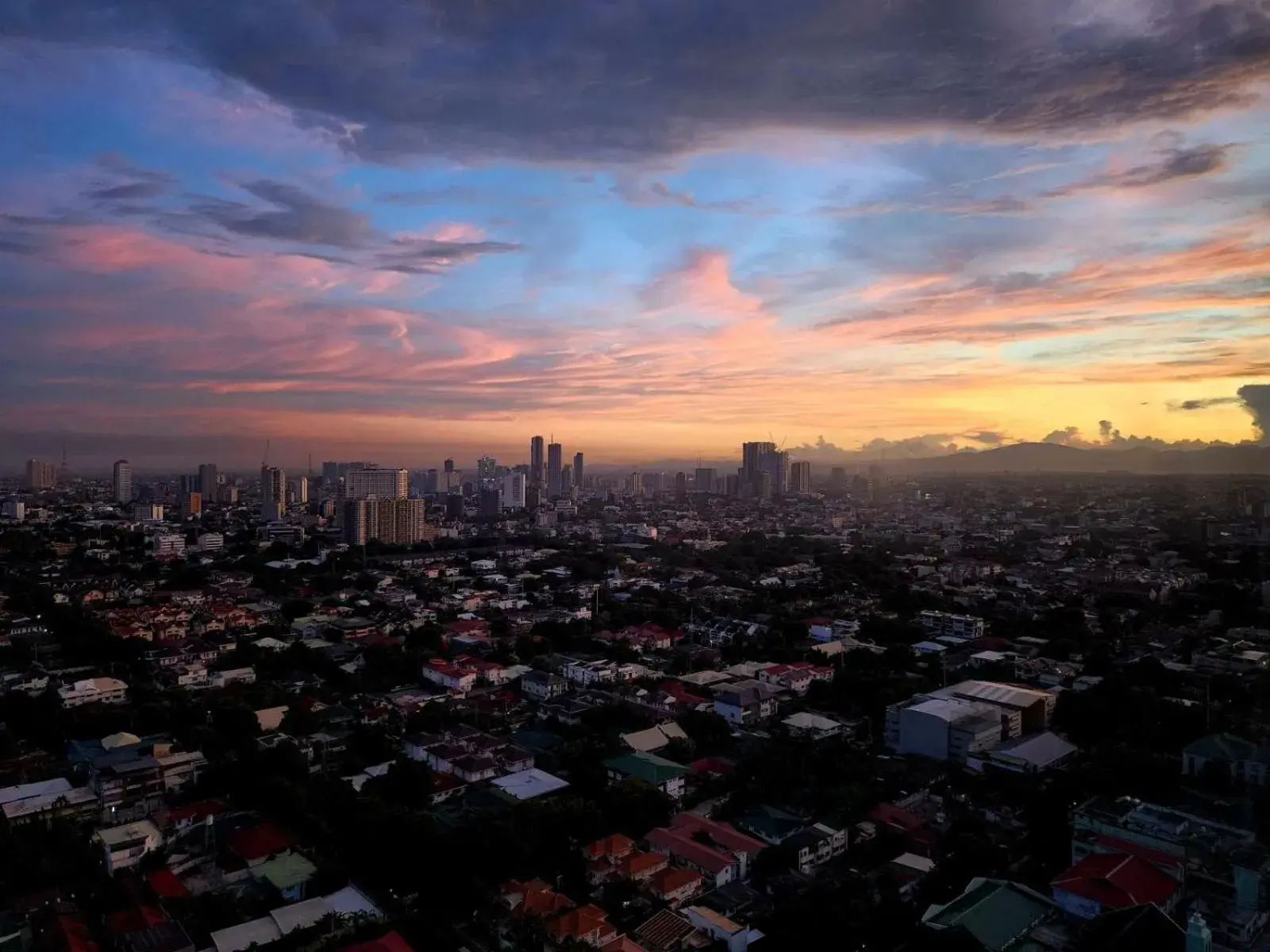 Condo Studio Luxe in Princeton Residences Condo Studio Luxe in Princeton Residences