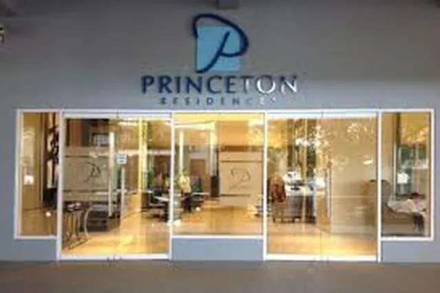 Facade/entrance in Condo Studio Luxe in Princeton Residences