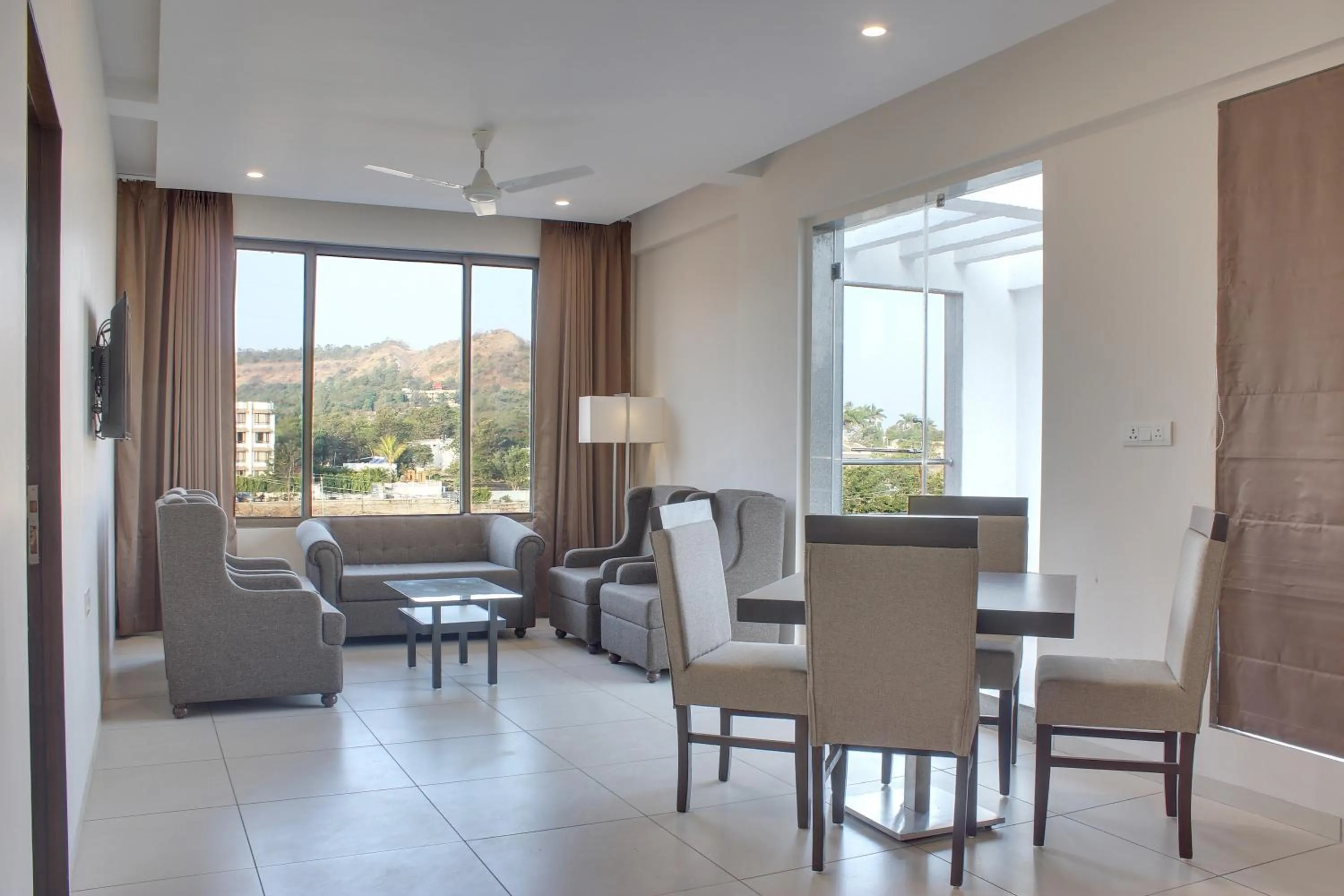 Living room in Hotel Lake View