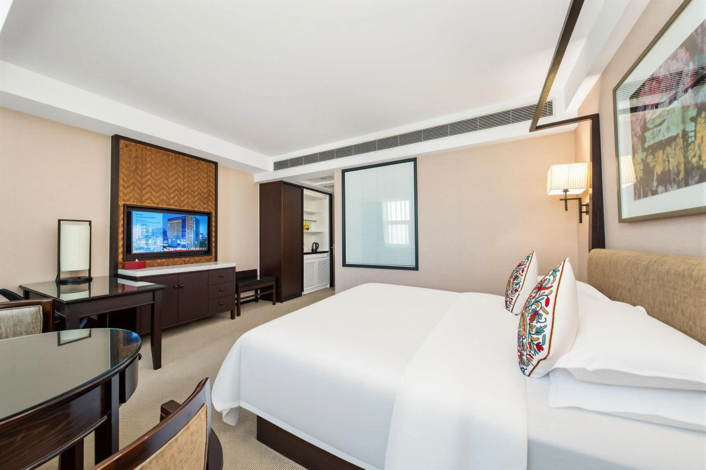 Bed in SSAW Boutique Hotel Hangzhou East - Free Self Service Laundry