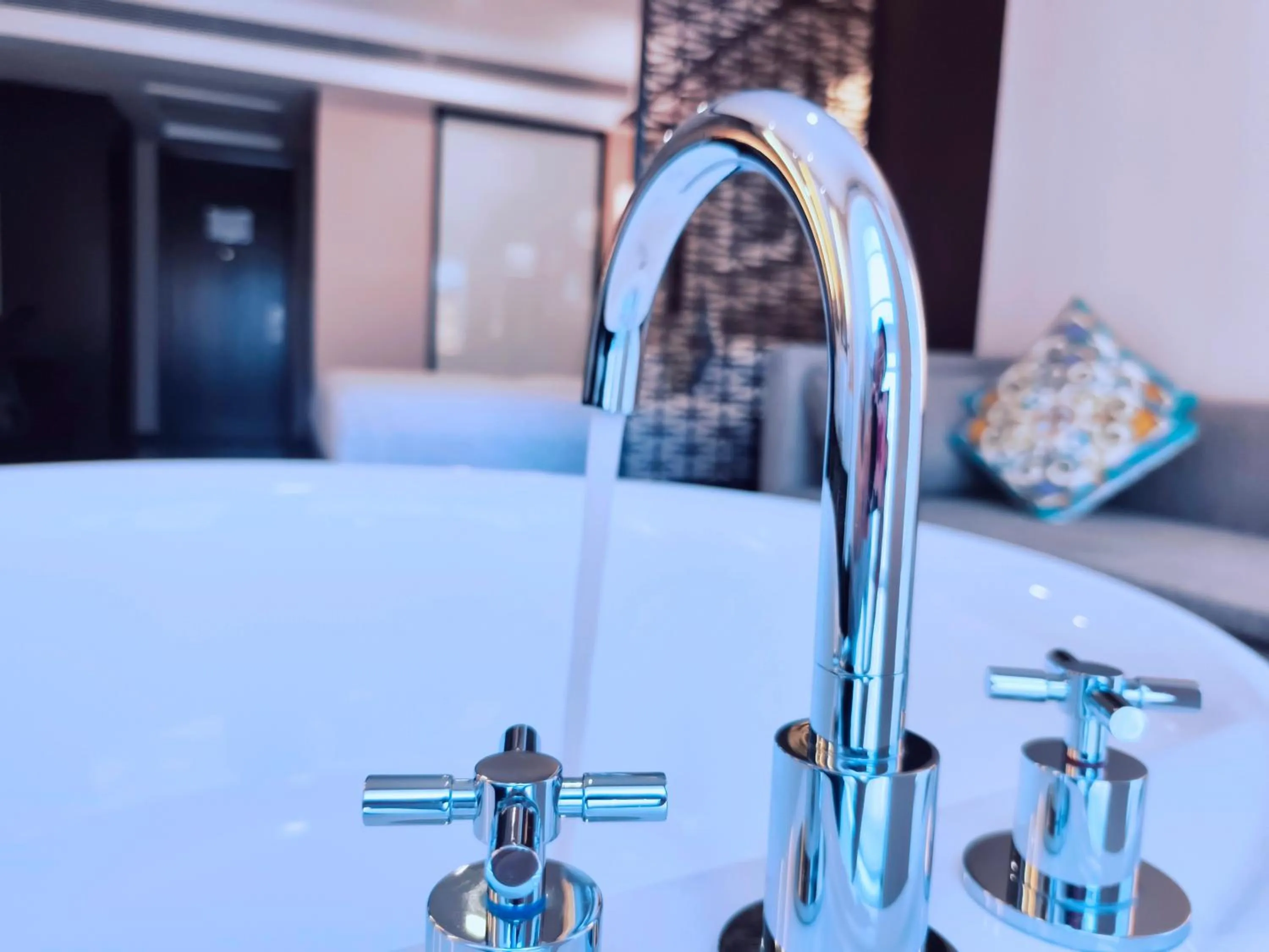 Bathroom in SSAW Boutique Hotel Hangzhou East - Free Self Service Laundry