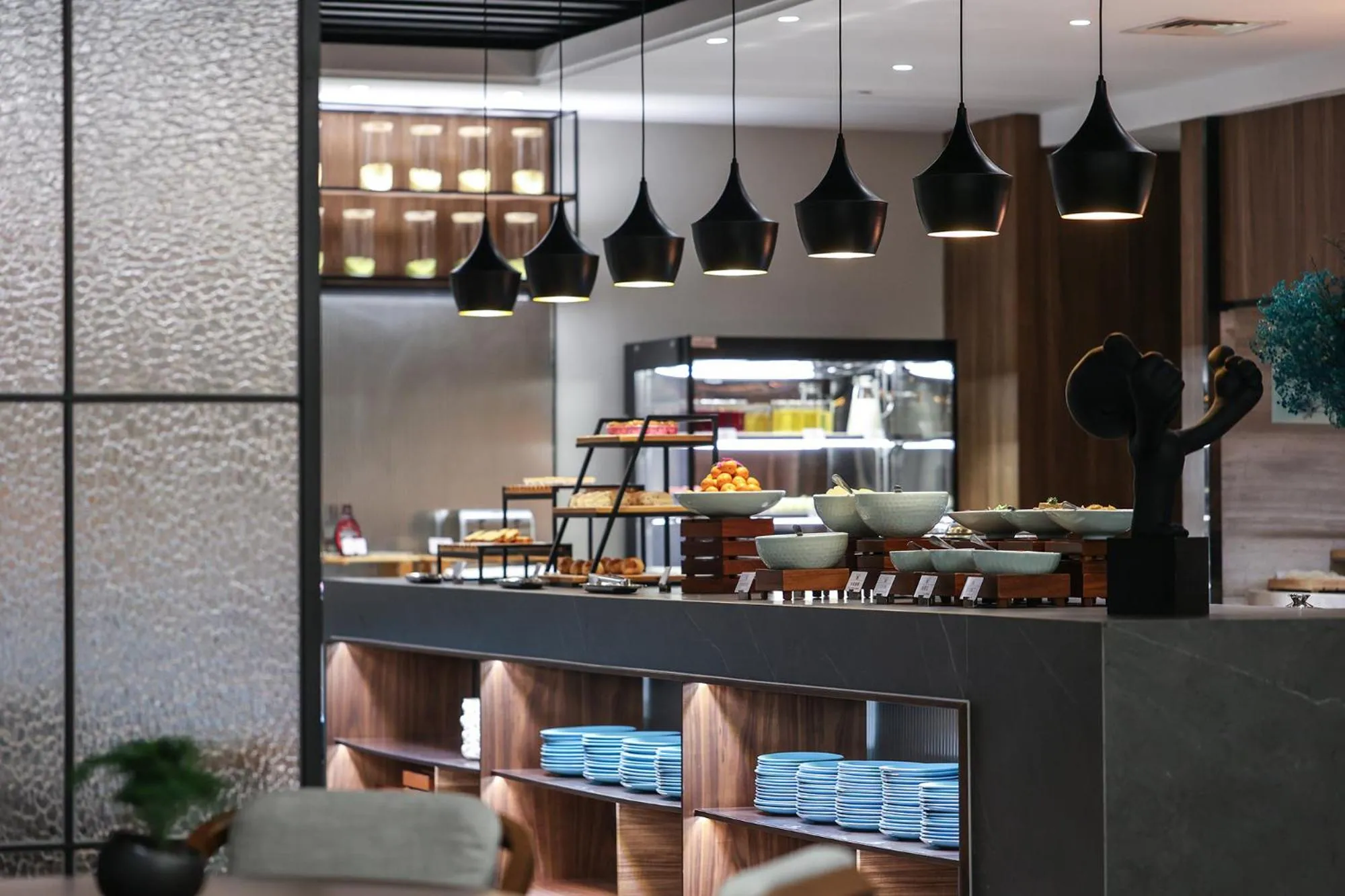 Restaurant/places to eat in SSAW Boutique Hotel Hangzhou East - Free Self Service Laundry