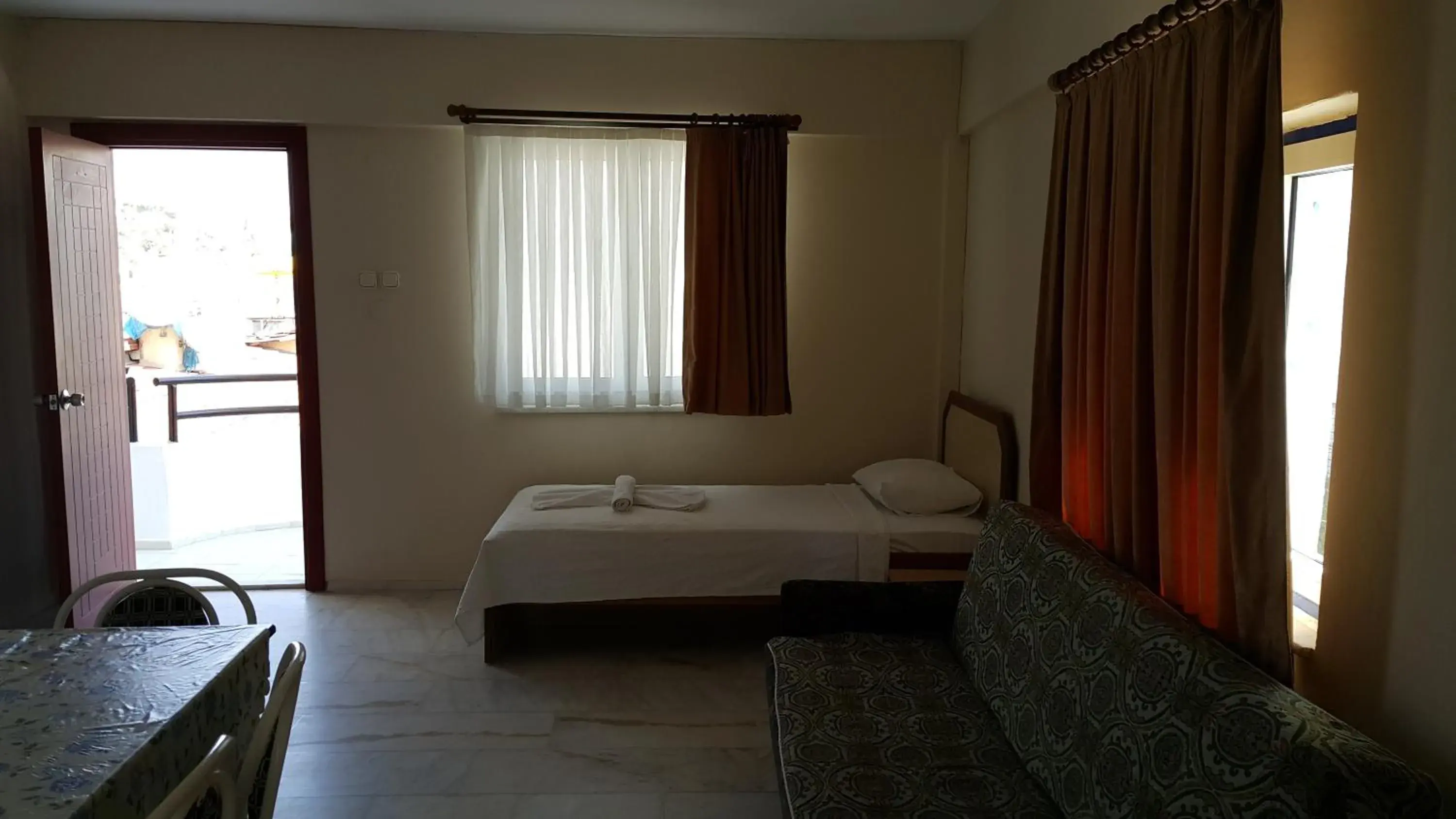 Bed in Ozgun Apart Hotel Bed in Ozgun Apart Hotel