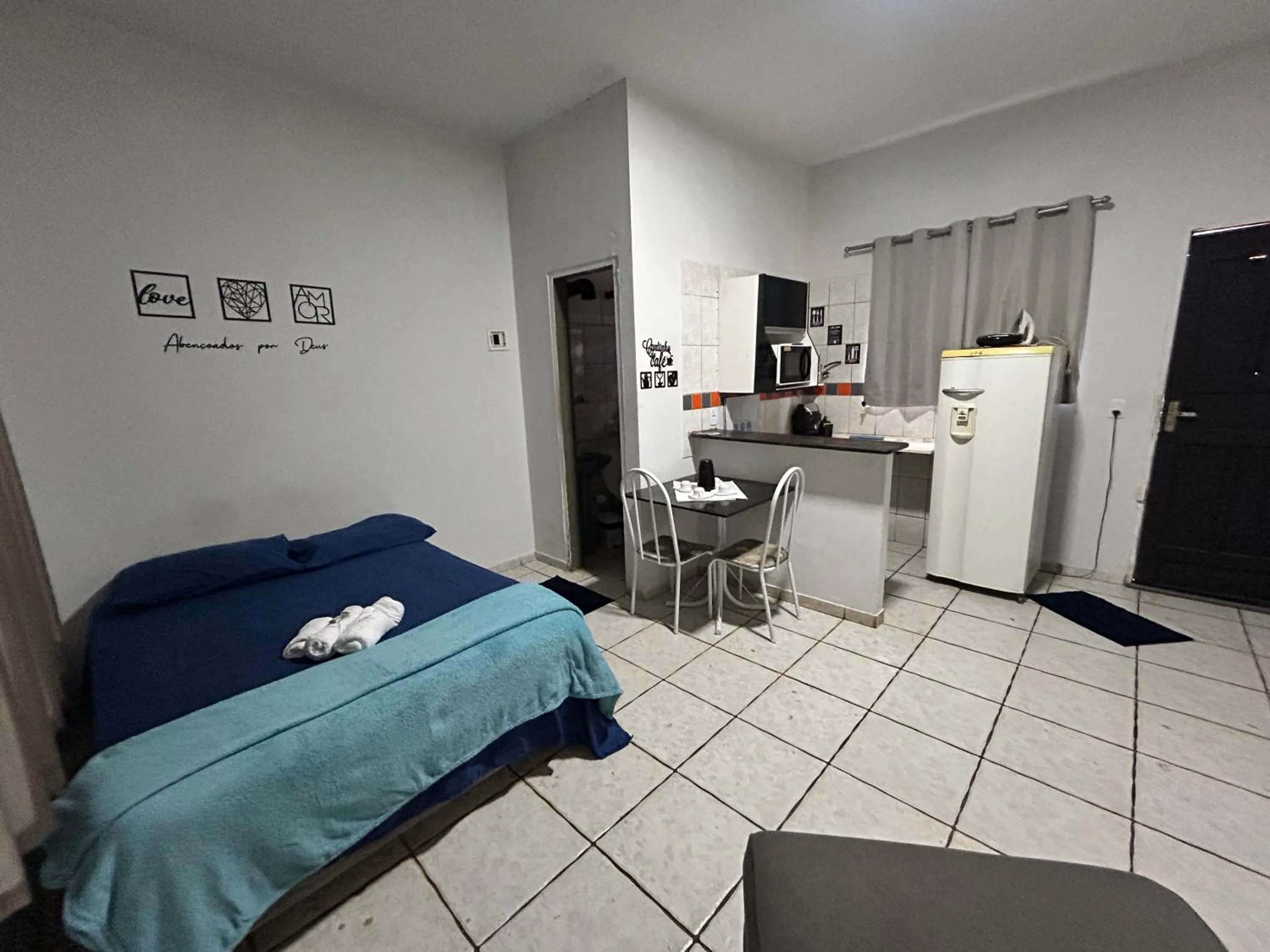 Flat Girassol 03, Próximo ao centro, JK , Ifto