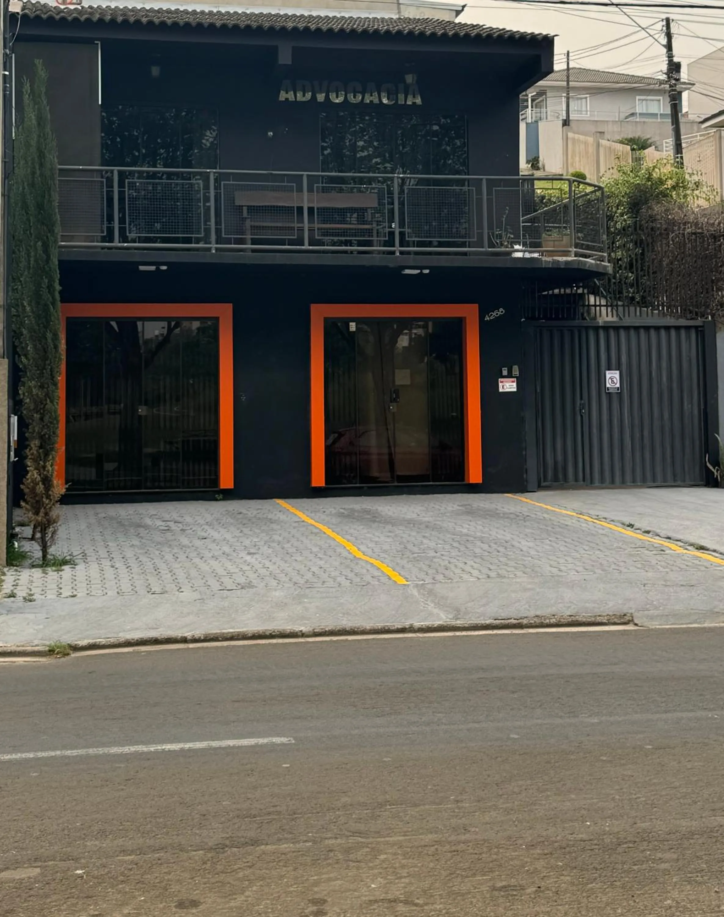 Studio com quarto e banheiro em frente ao Parque do Lago Acomoda até 2 pessoas 1 cama