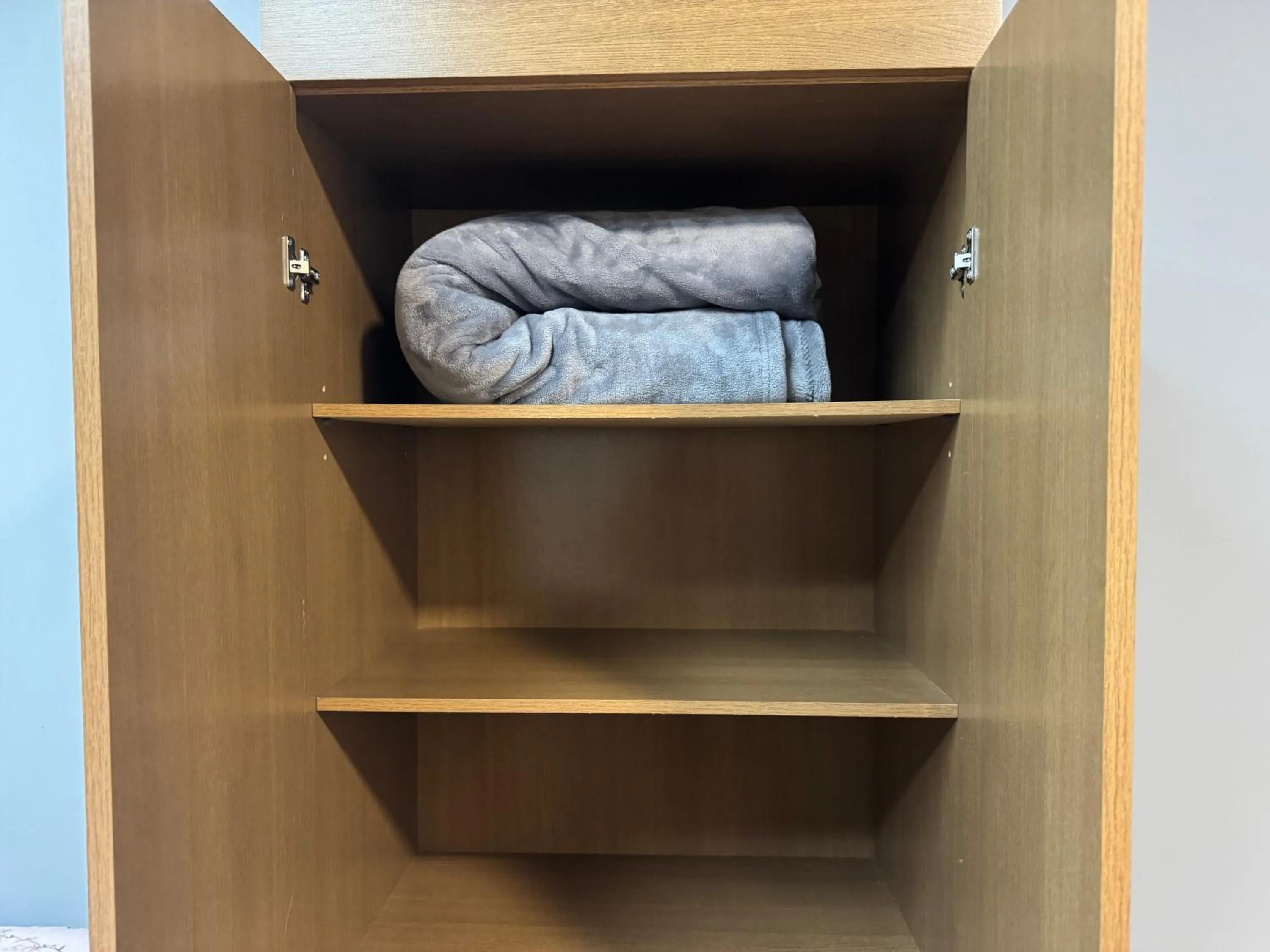 Studio com quarto e banheiro em frente ao Parque do Lago Acomoda até 2 pessoas 1 cama