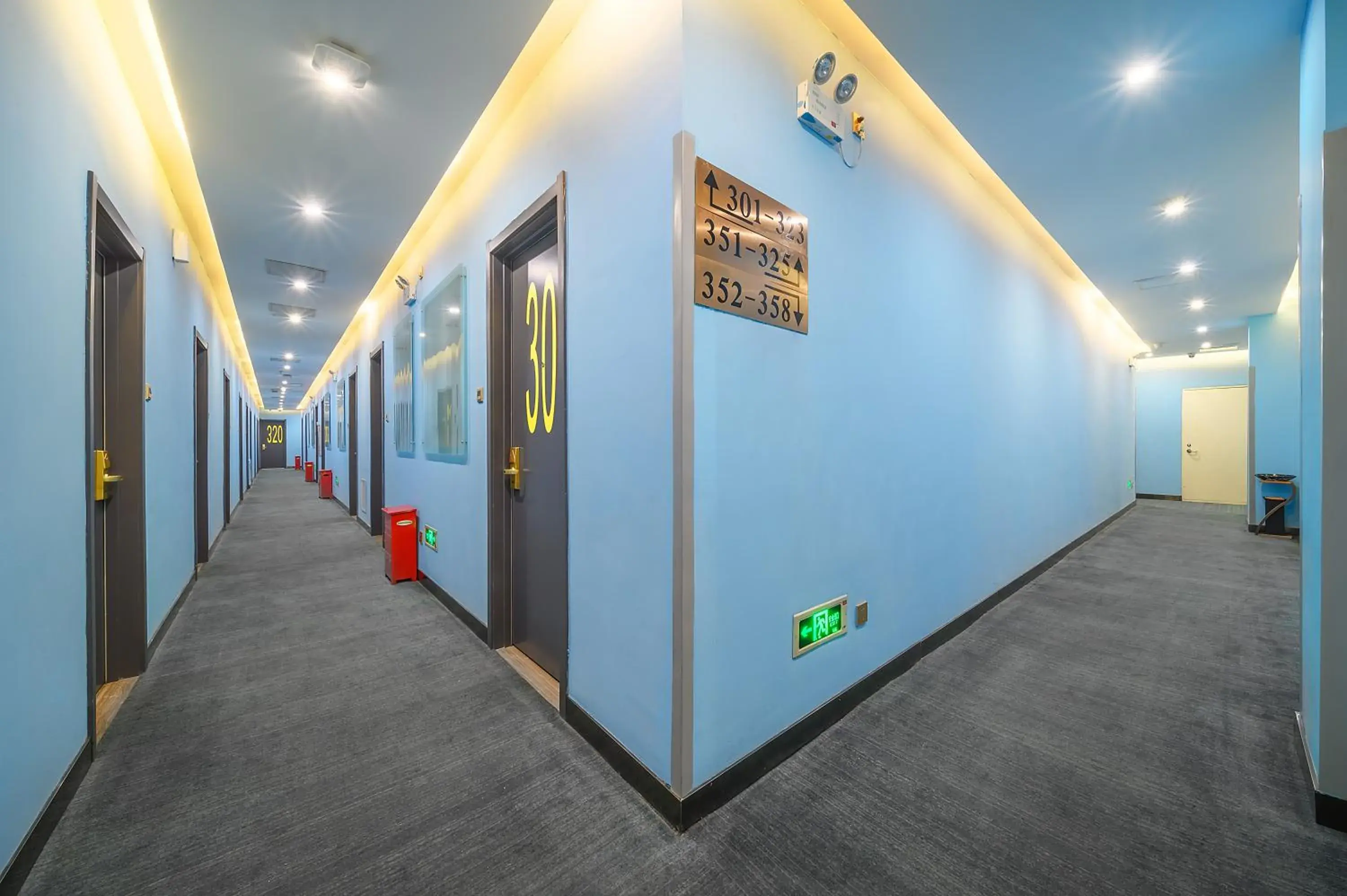 Property building in QiQiaoWu Fashion Hotel - Beijing Songjiazhuang Subway Station Property building in QiQiaoWu Fashion Hotel - Beijing Songjiazhuang Subway Station