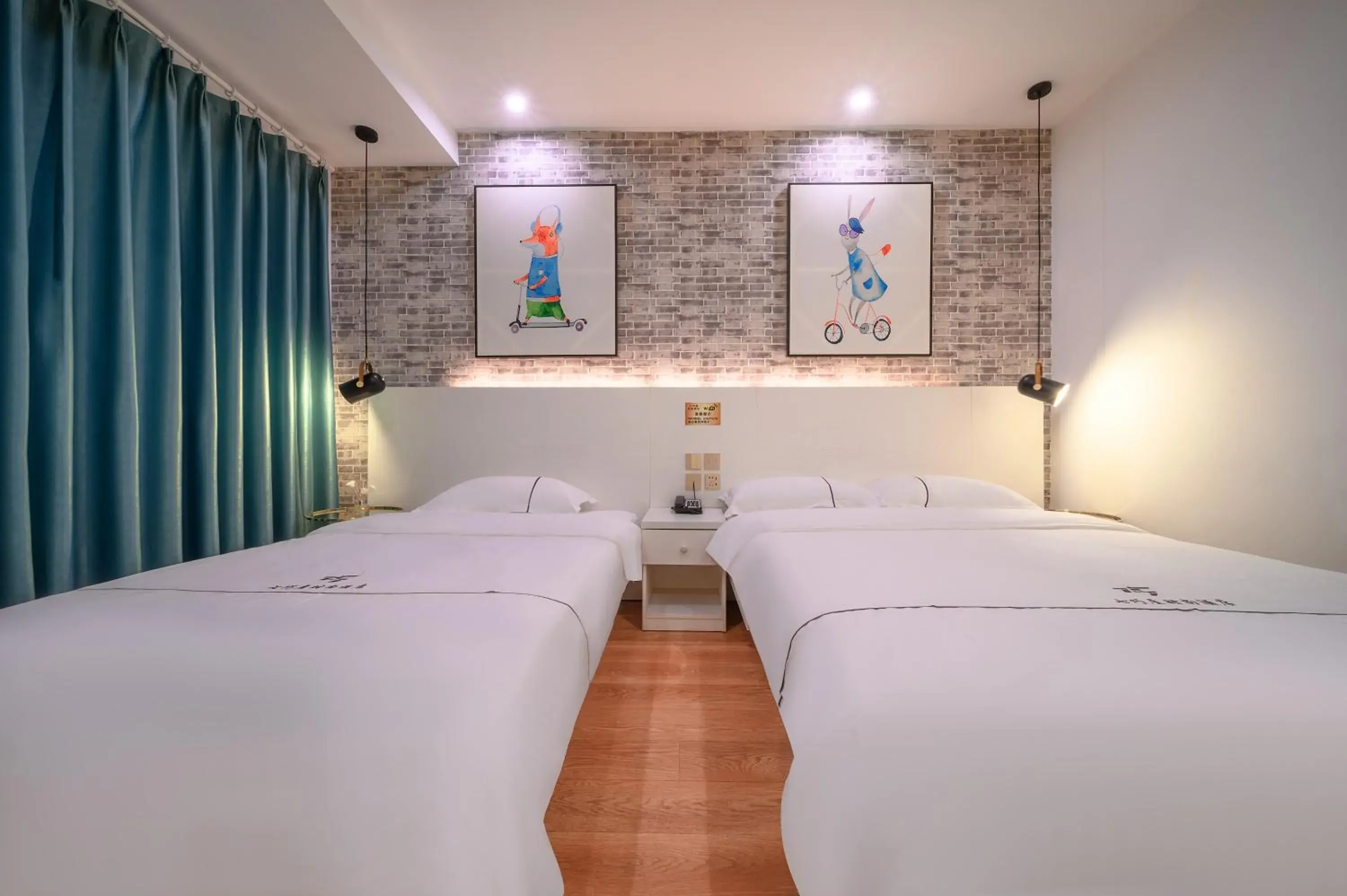 Family Room in QiQiaoWu Fashion Hotel Beijing Songjiazhuang Subway Station Family Room in QiQiaoWu Fashion Hotel Beijing Songjiazhuang Subway Station