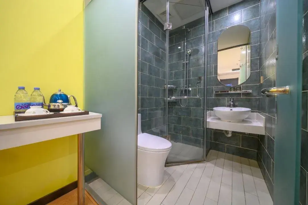 Standard Twin Room in QiQiaoWu Fashion Hotel Beijing Songjiazhuang Subway Station Standard Twin Room in QiQiaoWu Fashion Hotel Beijing Songjiazhuang Subway Station