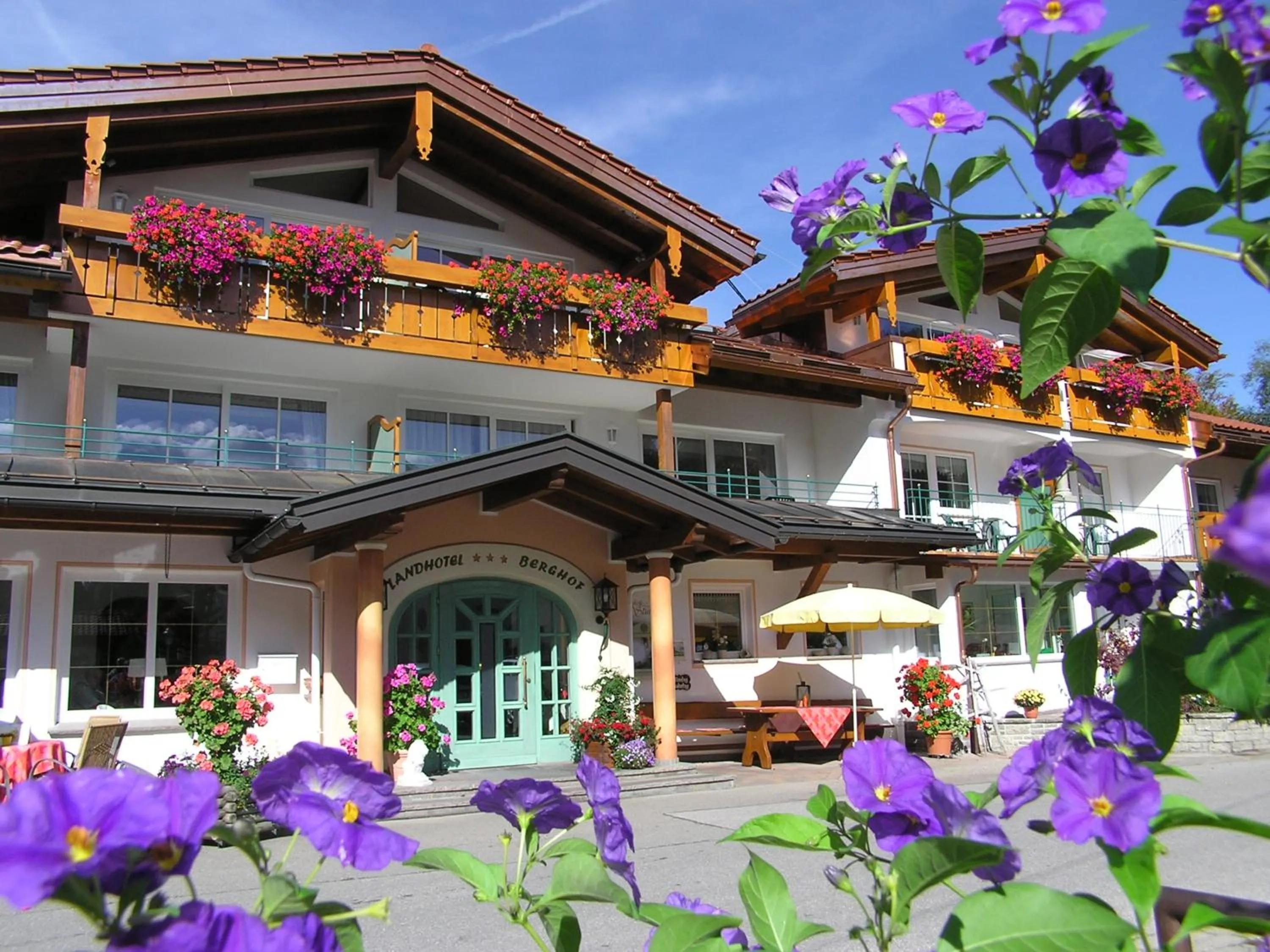 Facade/entrance in Landhotel Berghof
