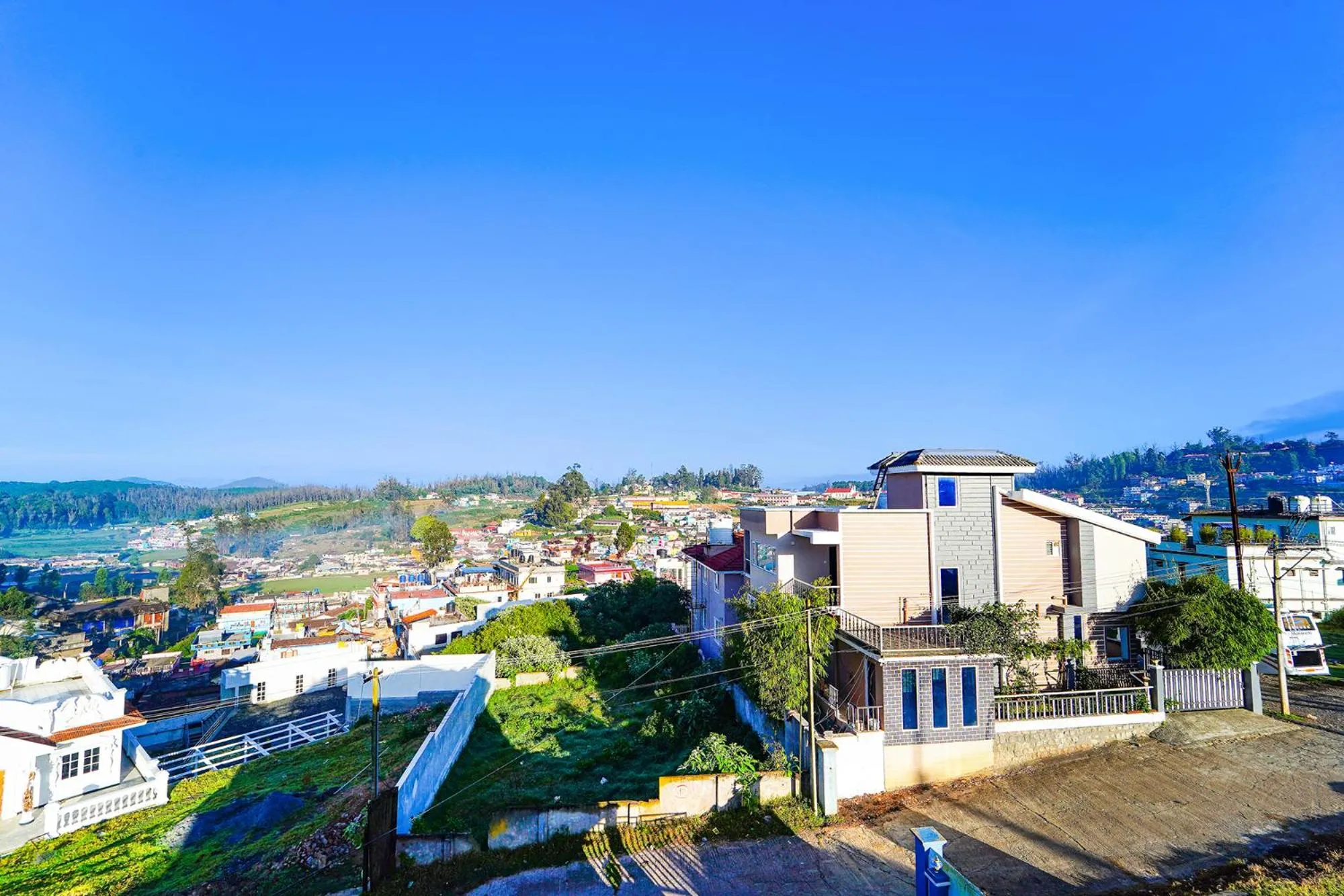 City view in Via Bala Garden