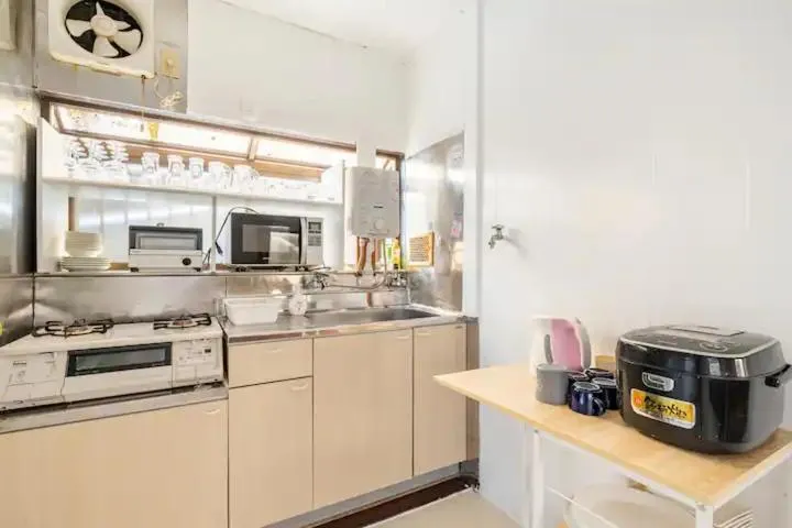 Kitchen or kitchenette in SK House