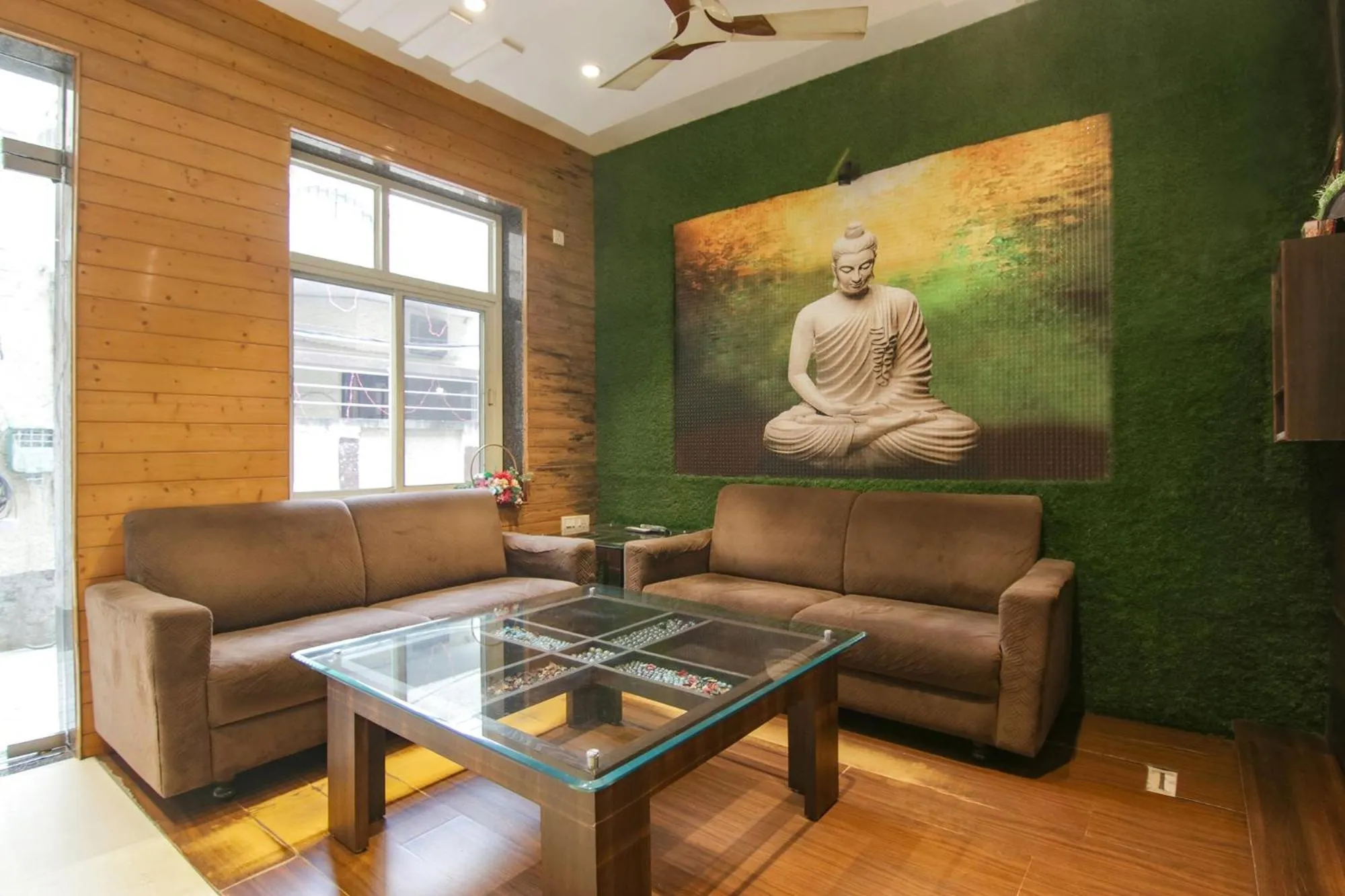 Living room in Hotel Rosewood Inn