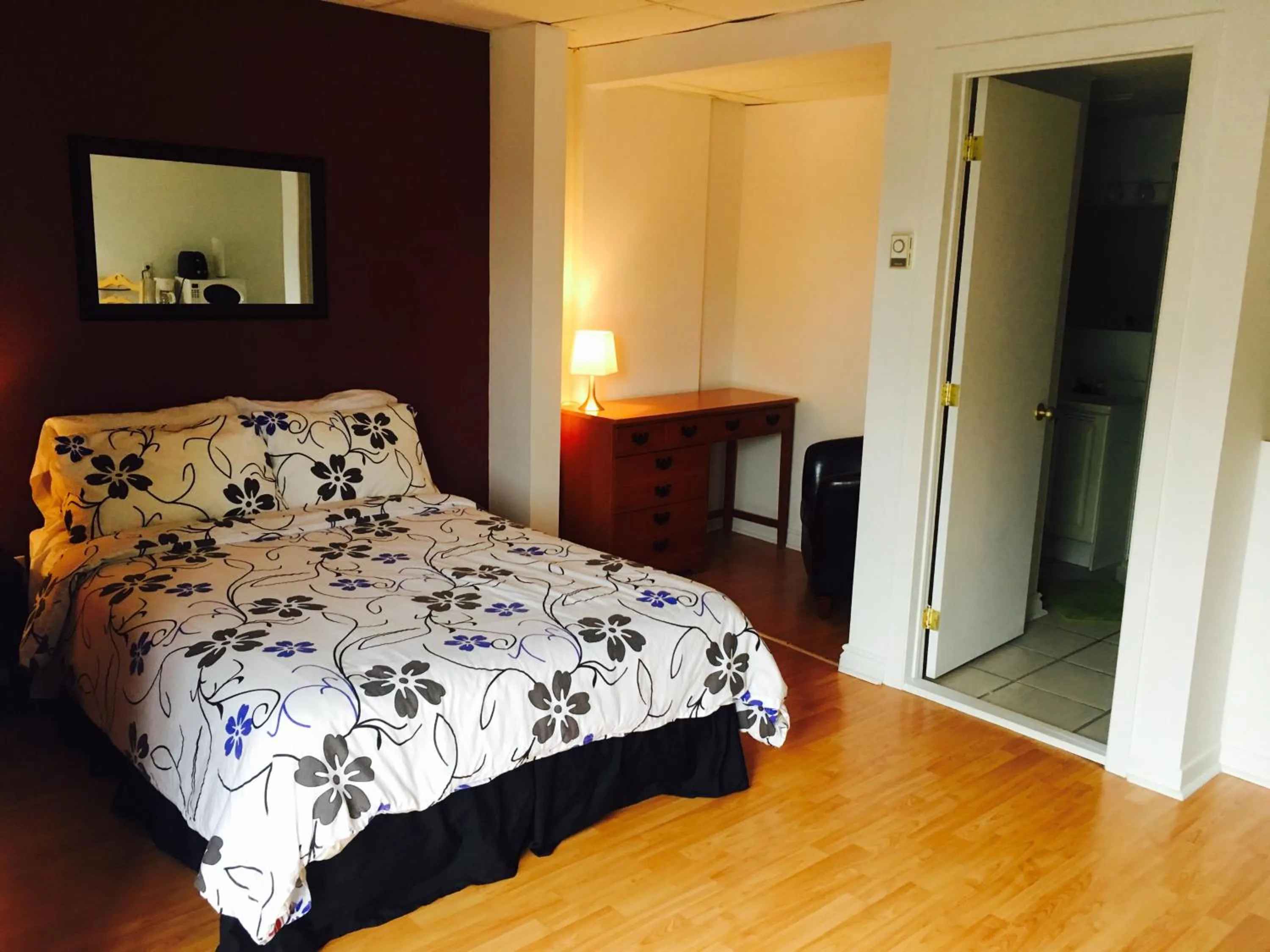 Bed in Attitude Montagne