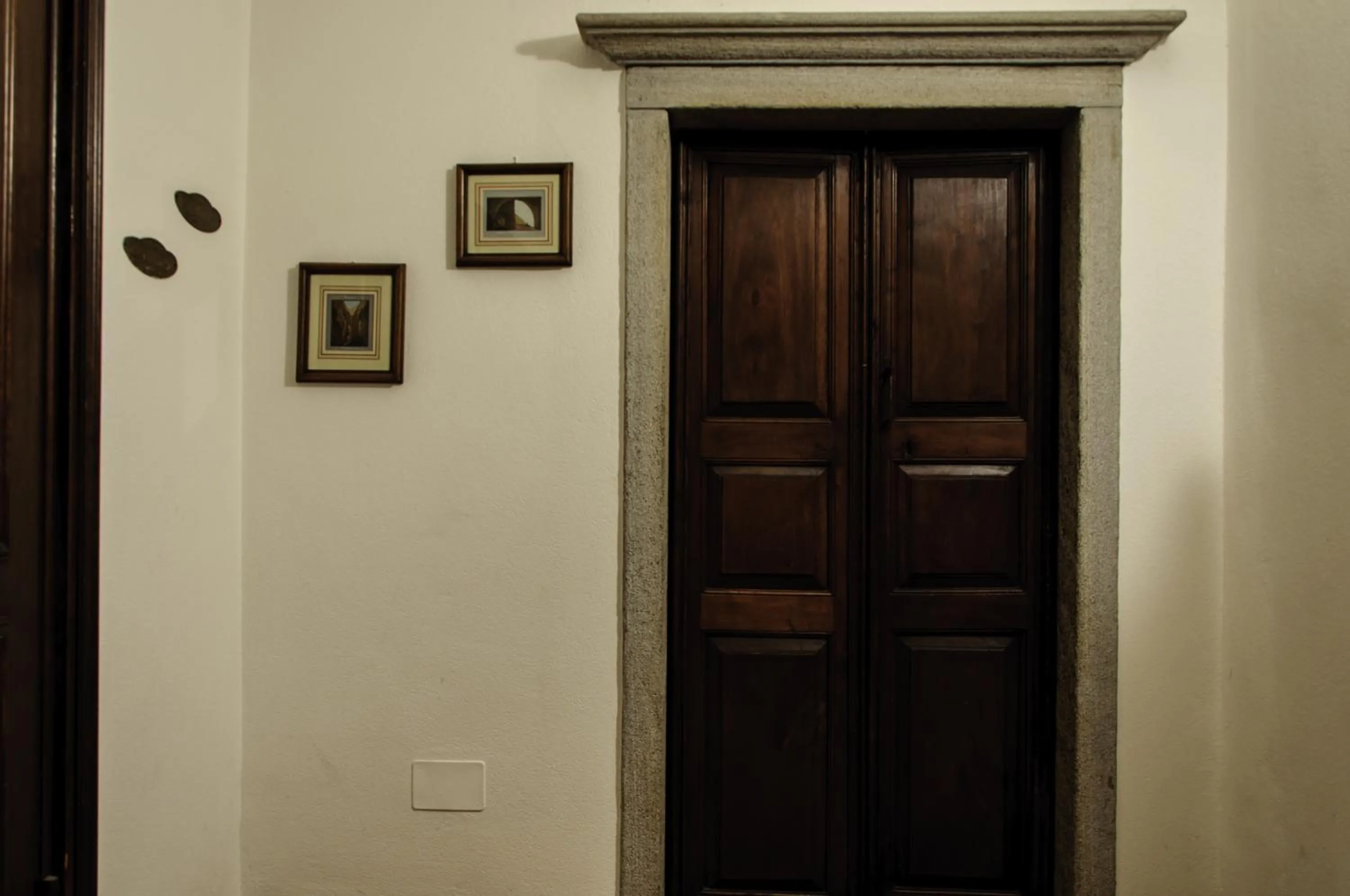 Decorative detail in Locanda Piemonte da Sciolla