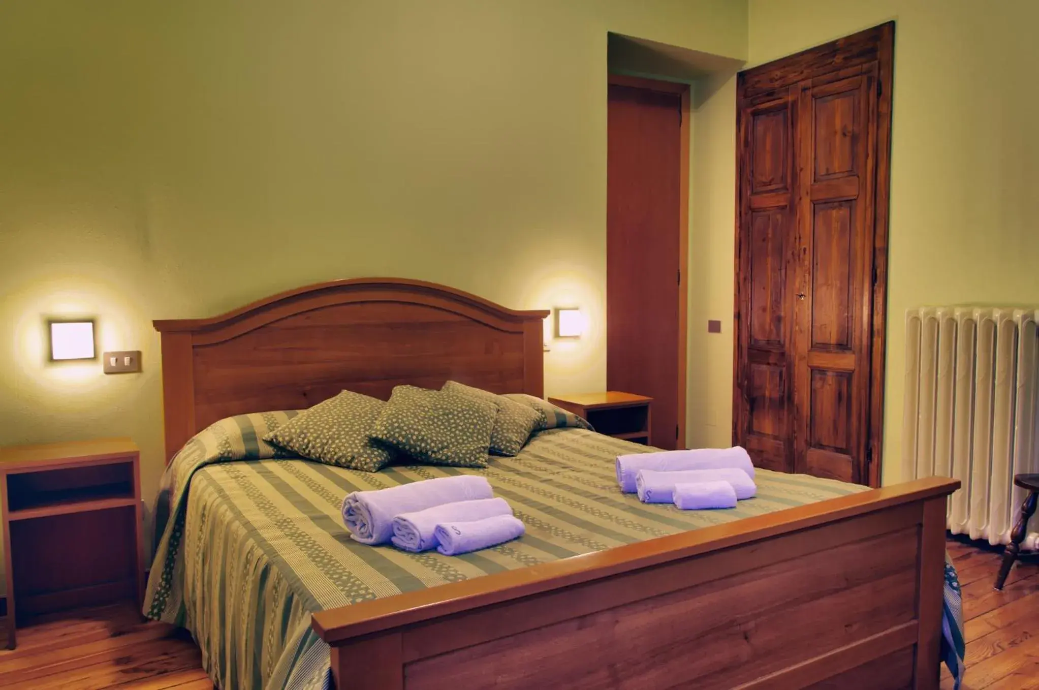 King Room with Mountain View in Locanda Piemonte da Sciolla King Room with Mountain View in Locanda Piemonte da Sciolla