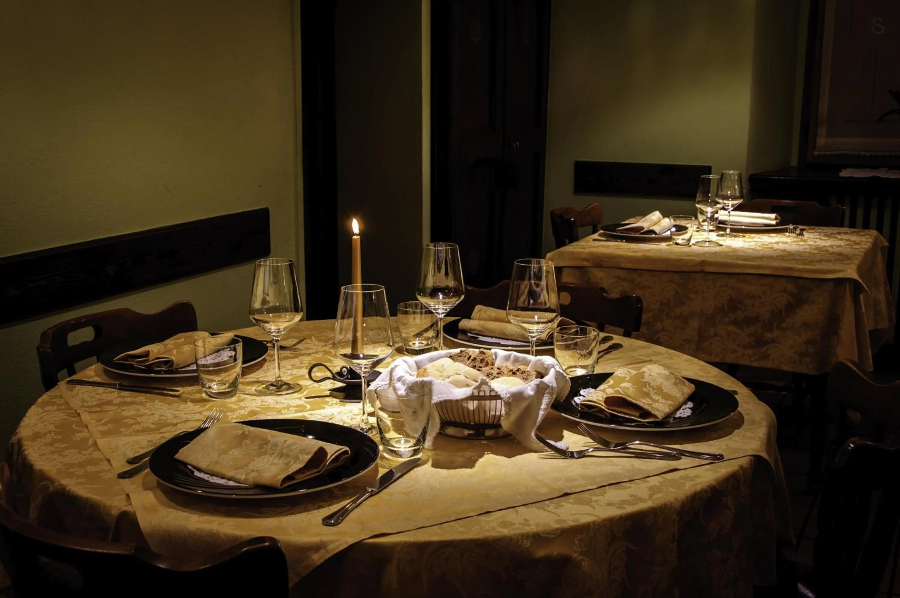 Restaurant/places to eat in Locanda Piemonte da Sciolla