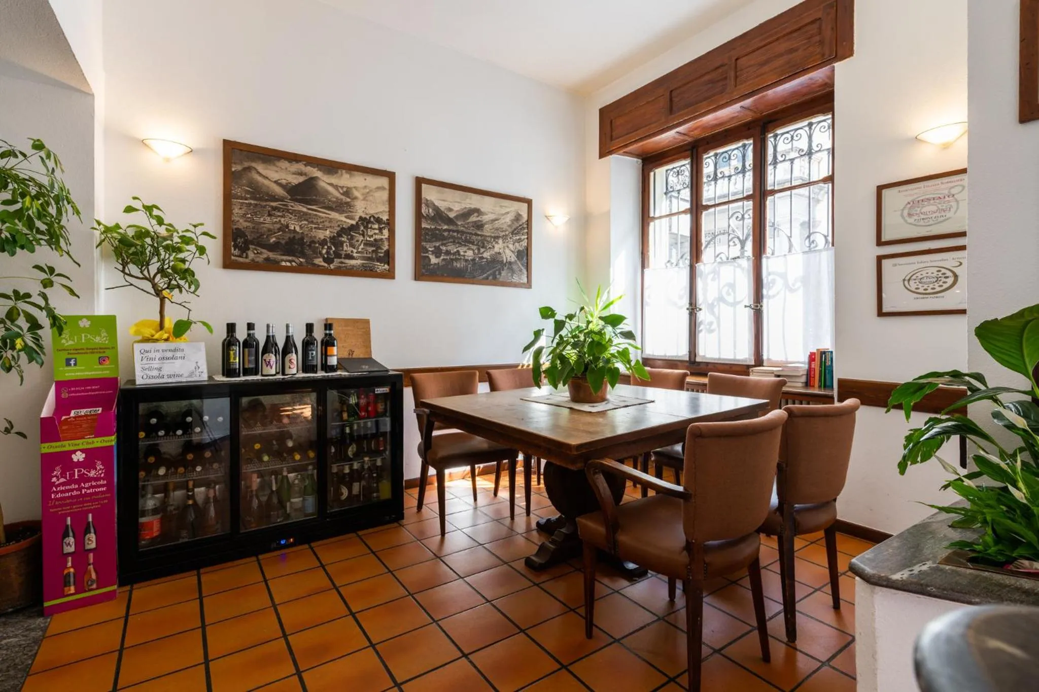 Lounge or bar in Locanda Piemonte da Sciolla