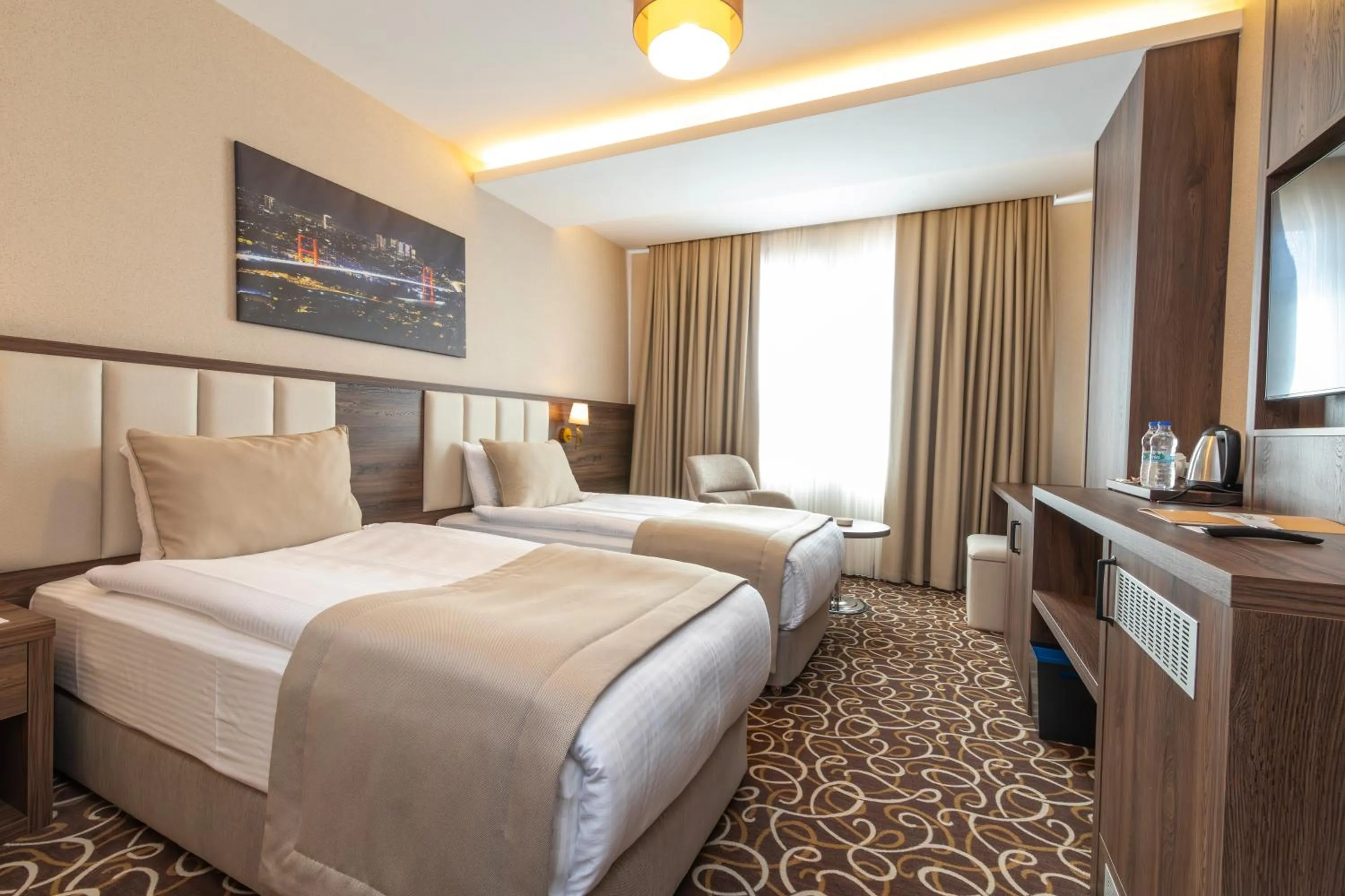 Photo of the whole room, Bed in Park Dedeman Mersin Marina