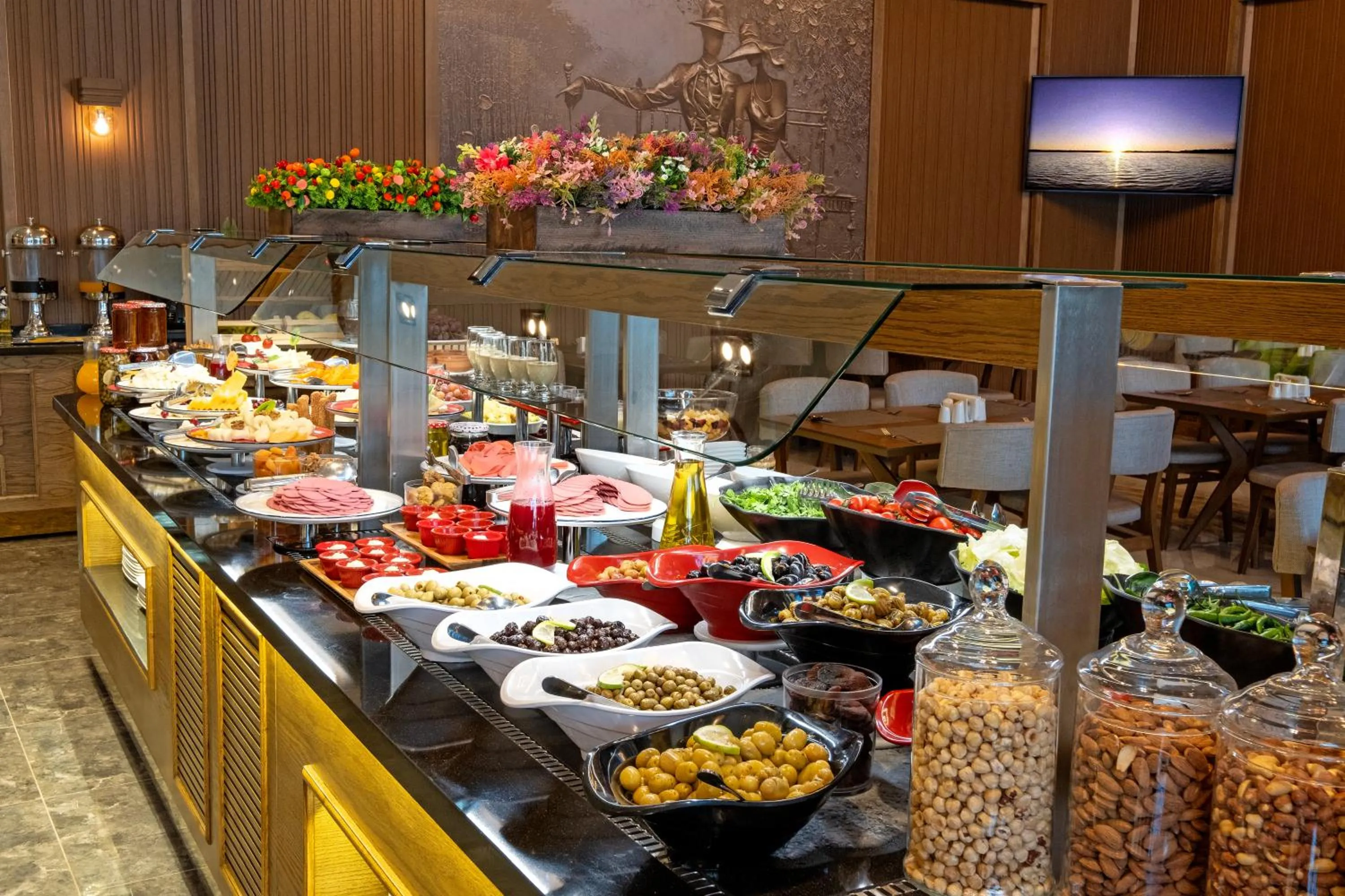 Breakfast in Park Dedeman Mersin Marina