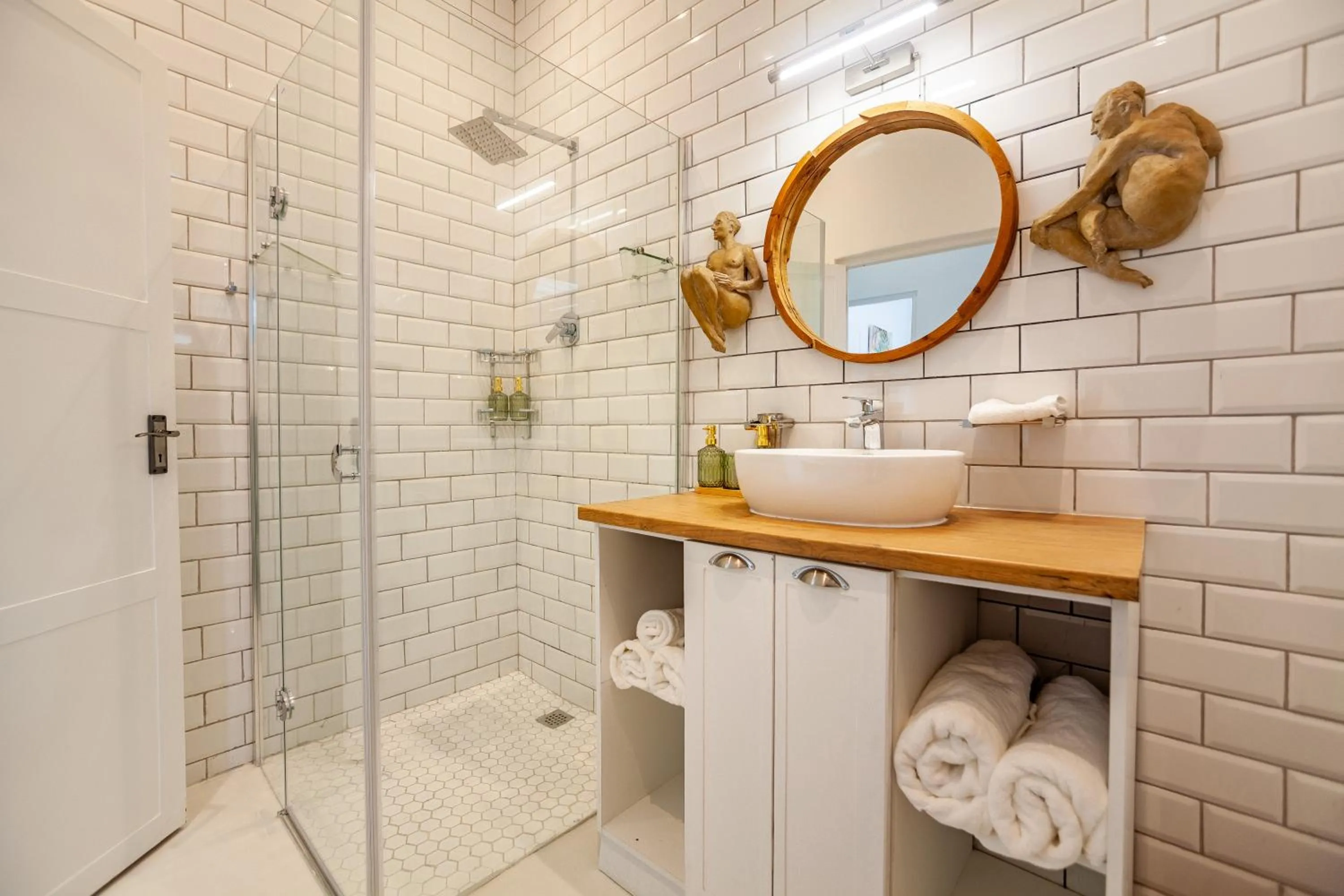 The Cape Aquanaut Luxury Seaview Apartment