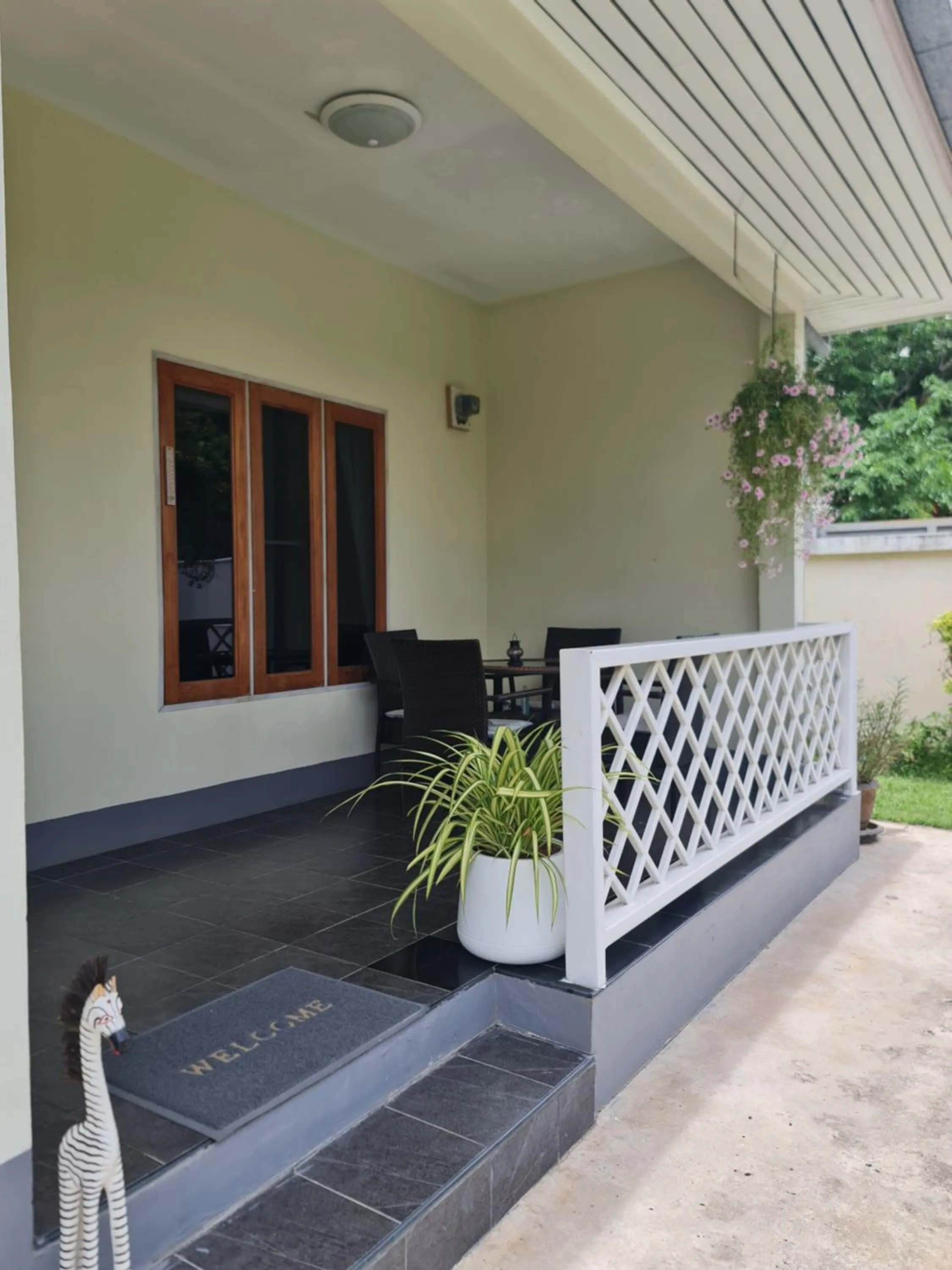 Property building in 1 Bedroom House With Pool In Central Location