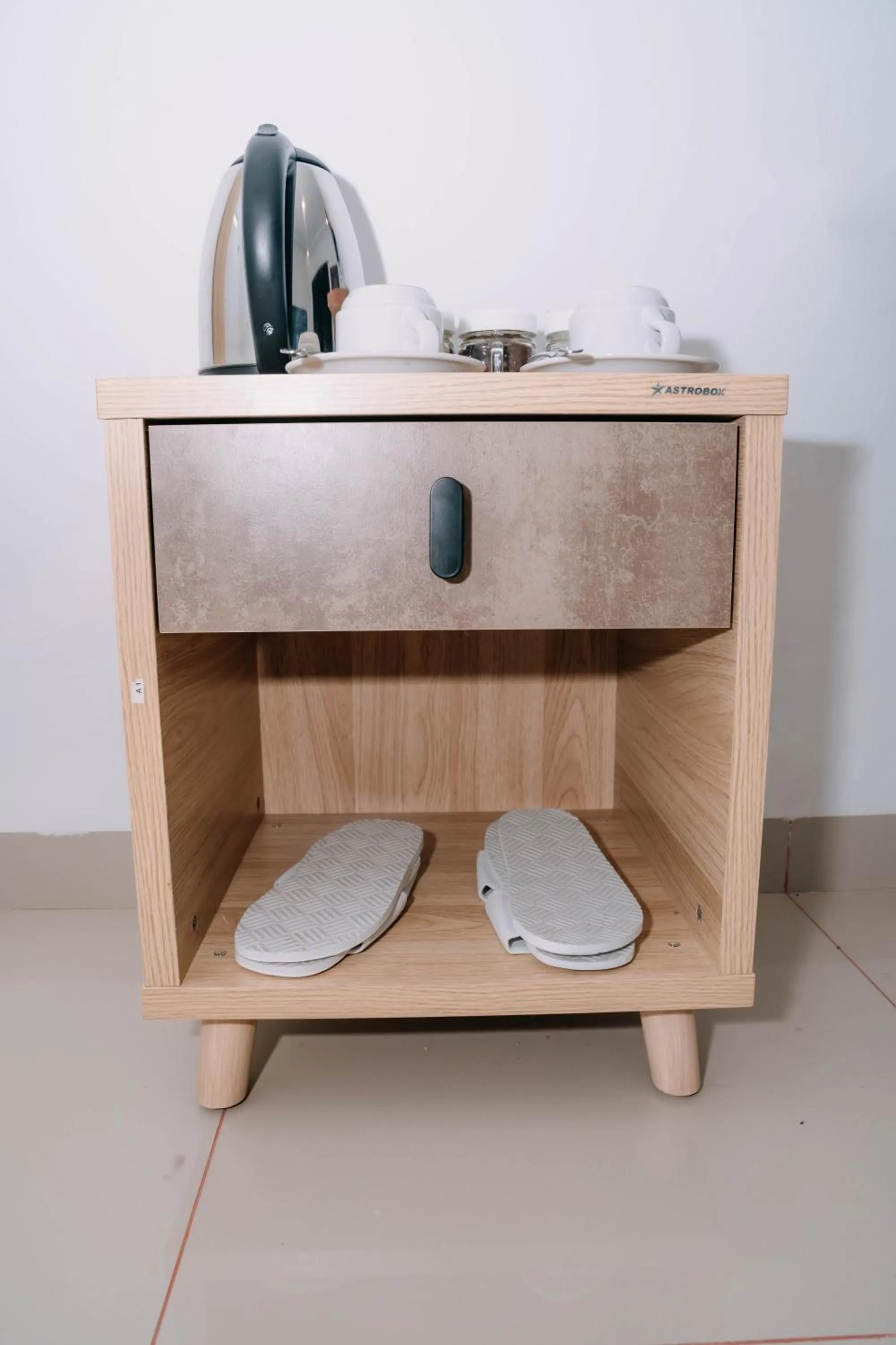 Coffee/tea facilities in Fantasticroom Labuan Bajo