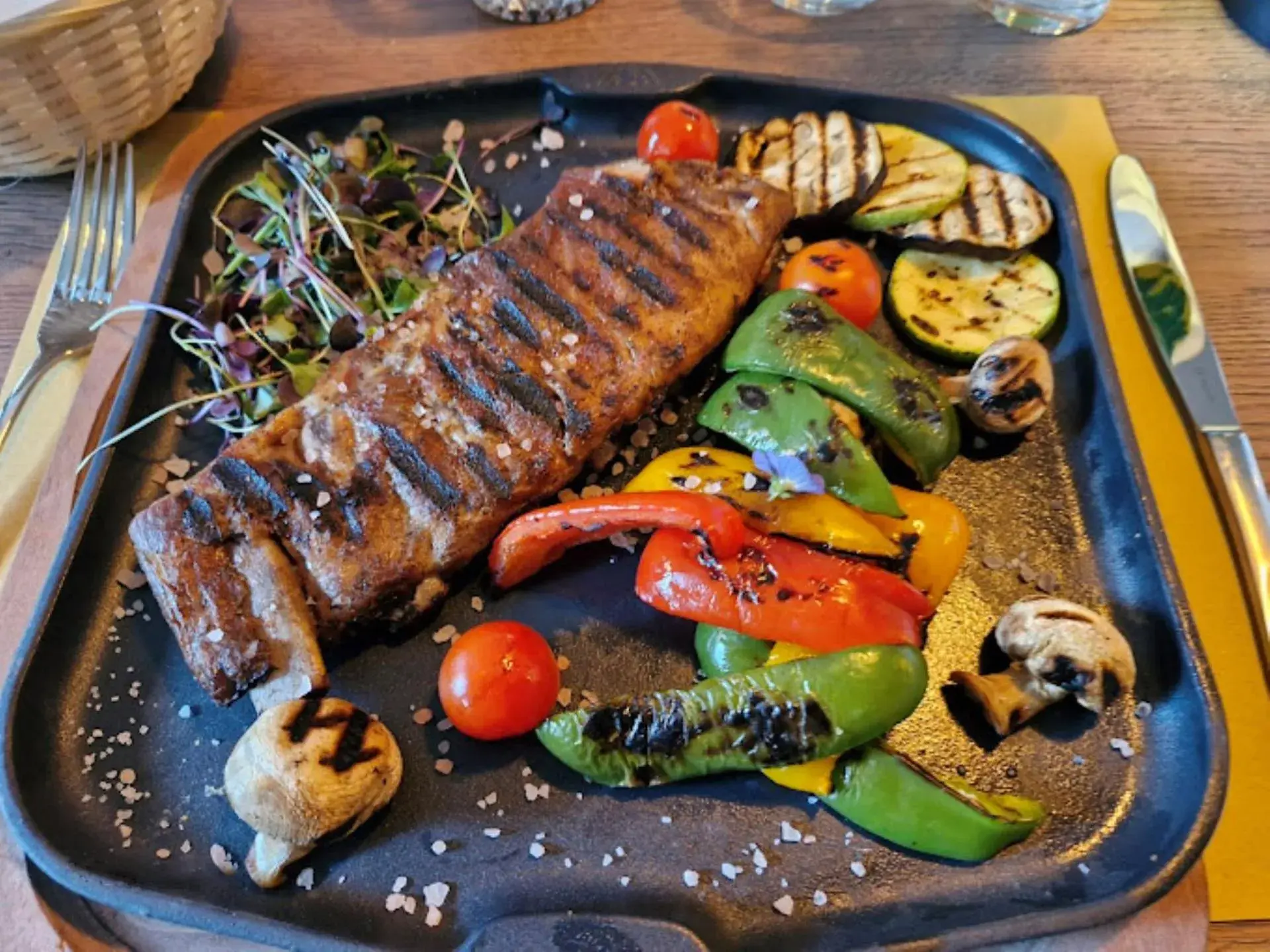 Restaurant/places to eat in Uni88 Apartments Hotel Restaurant/places to eat in Uni88 Apartments Hotel