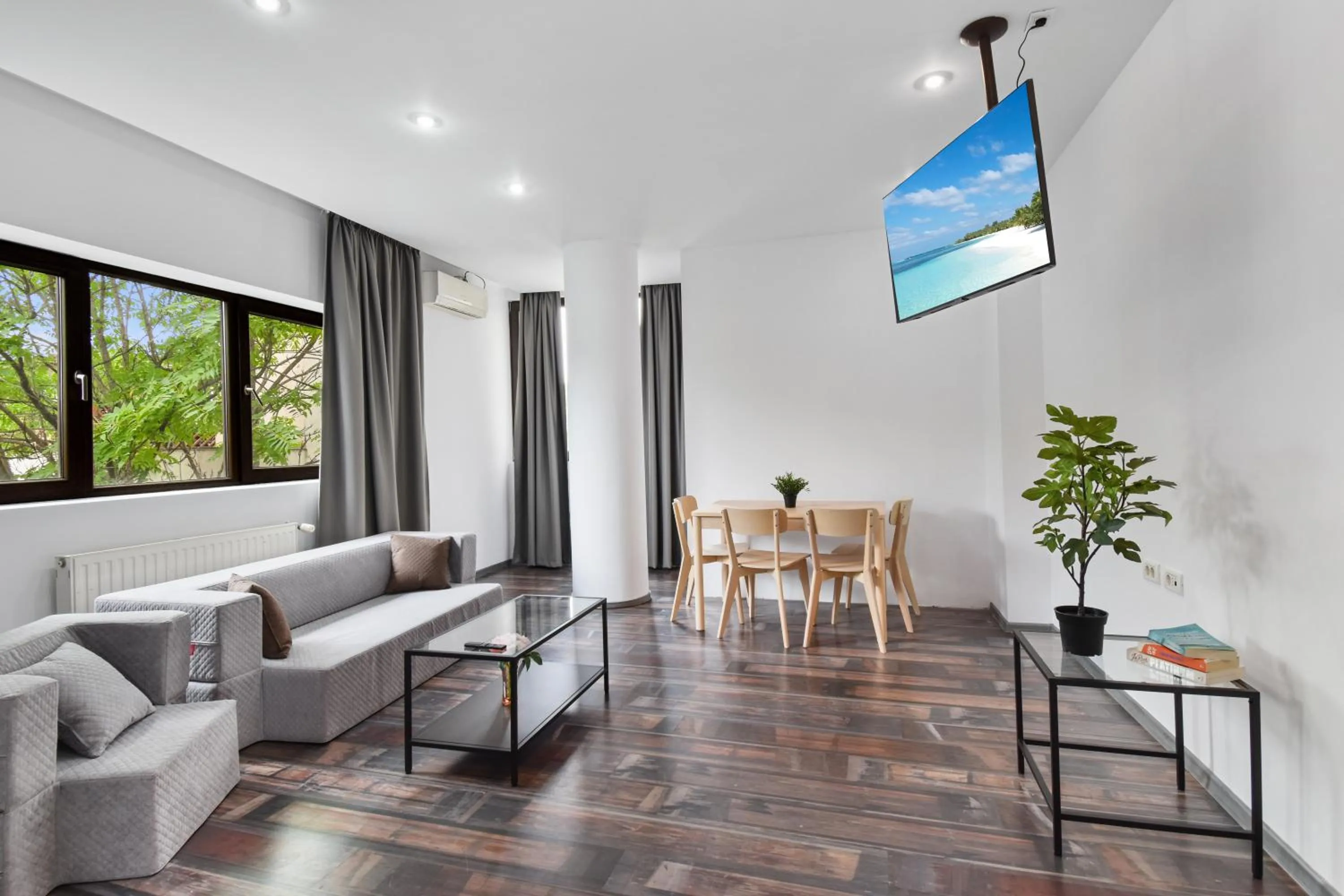 TV and multimedia in Uni88 Apart Hotel