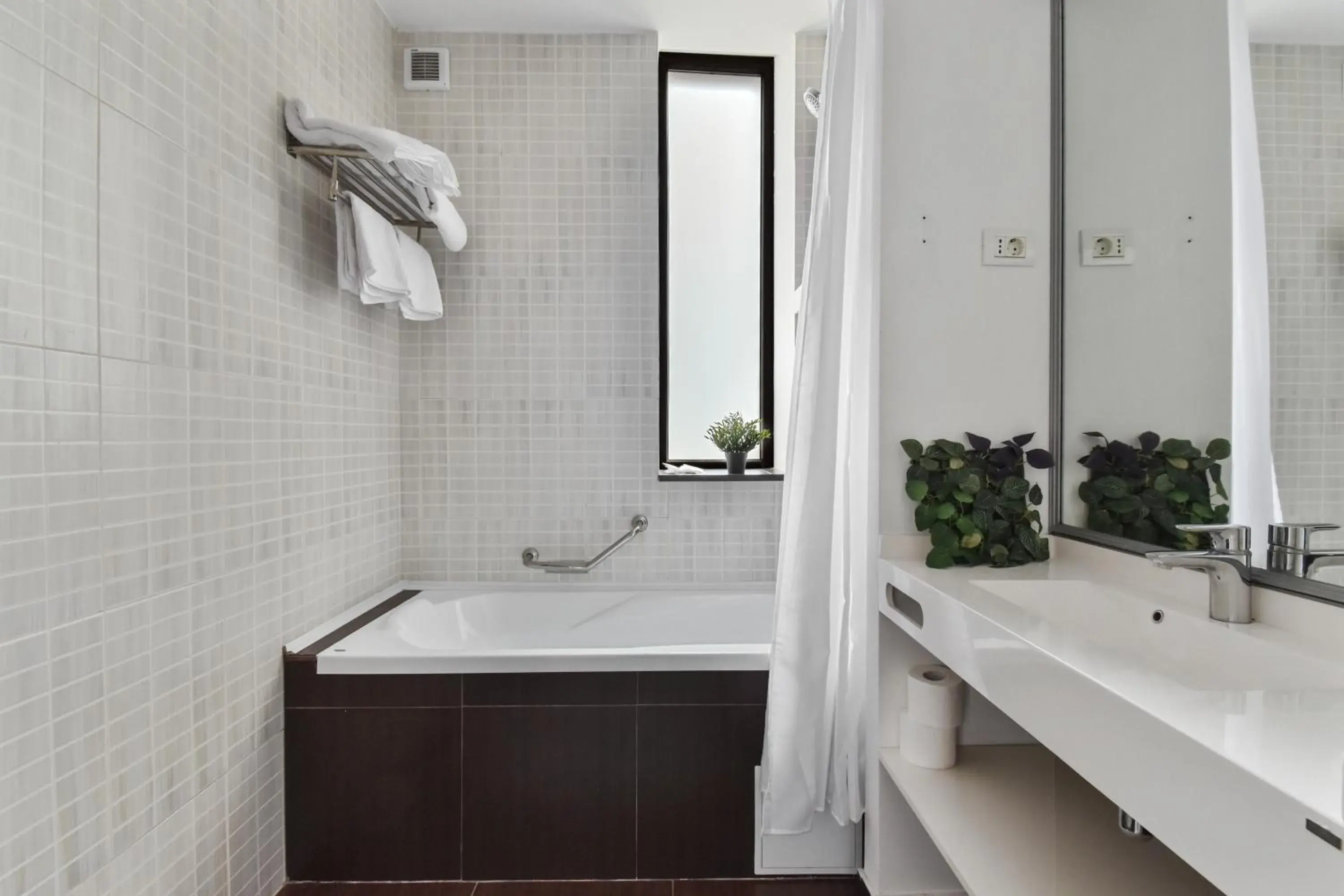 Bathroom in Uni88 Apart Hotel Bathroom in Uni88 Apart Hotel