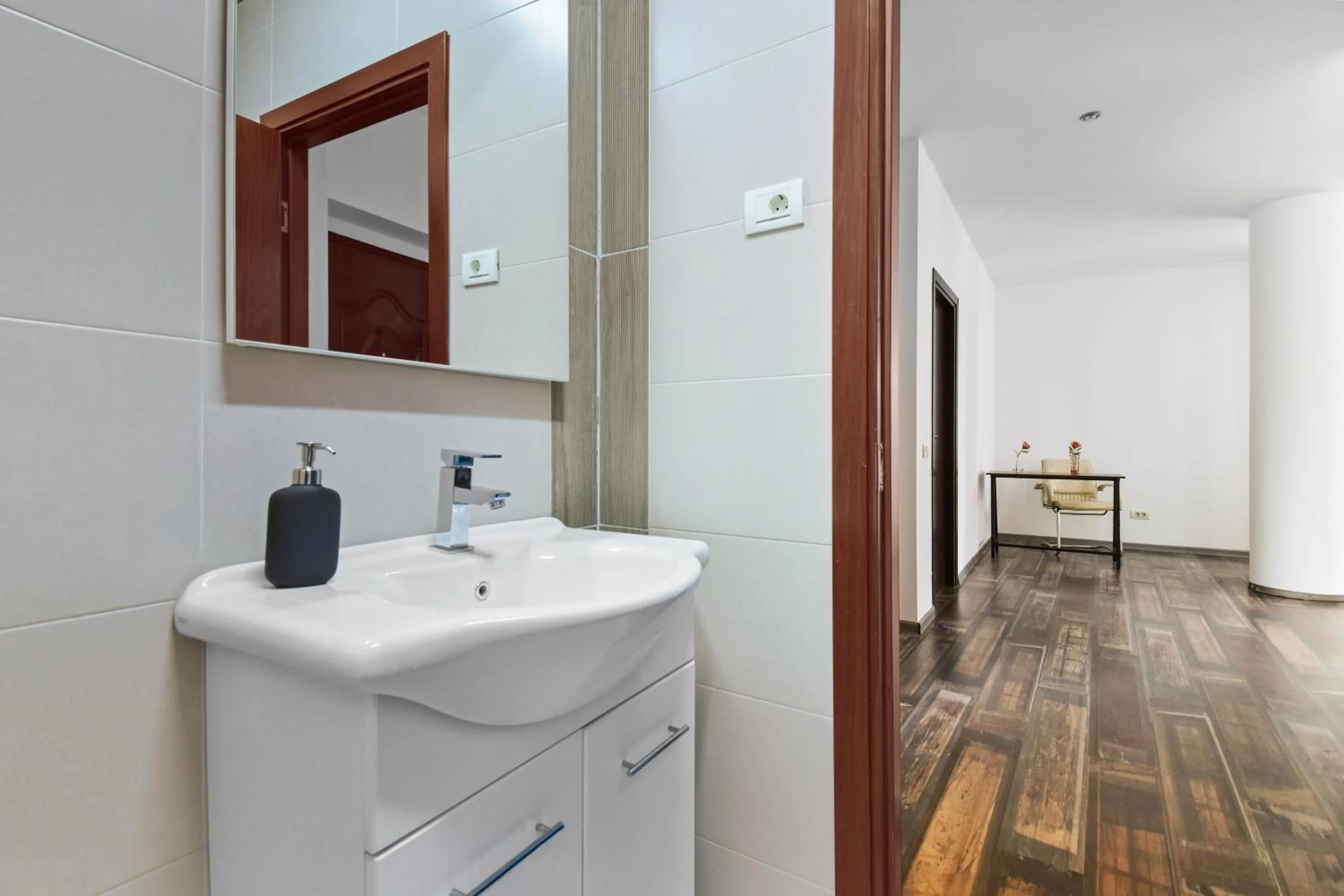 Toilet in Uni88 Apart Hotel