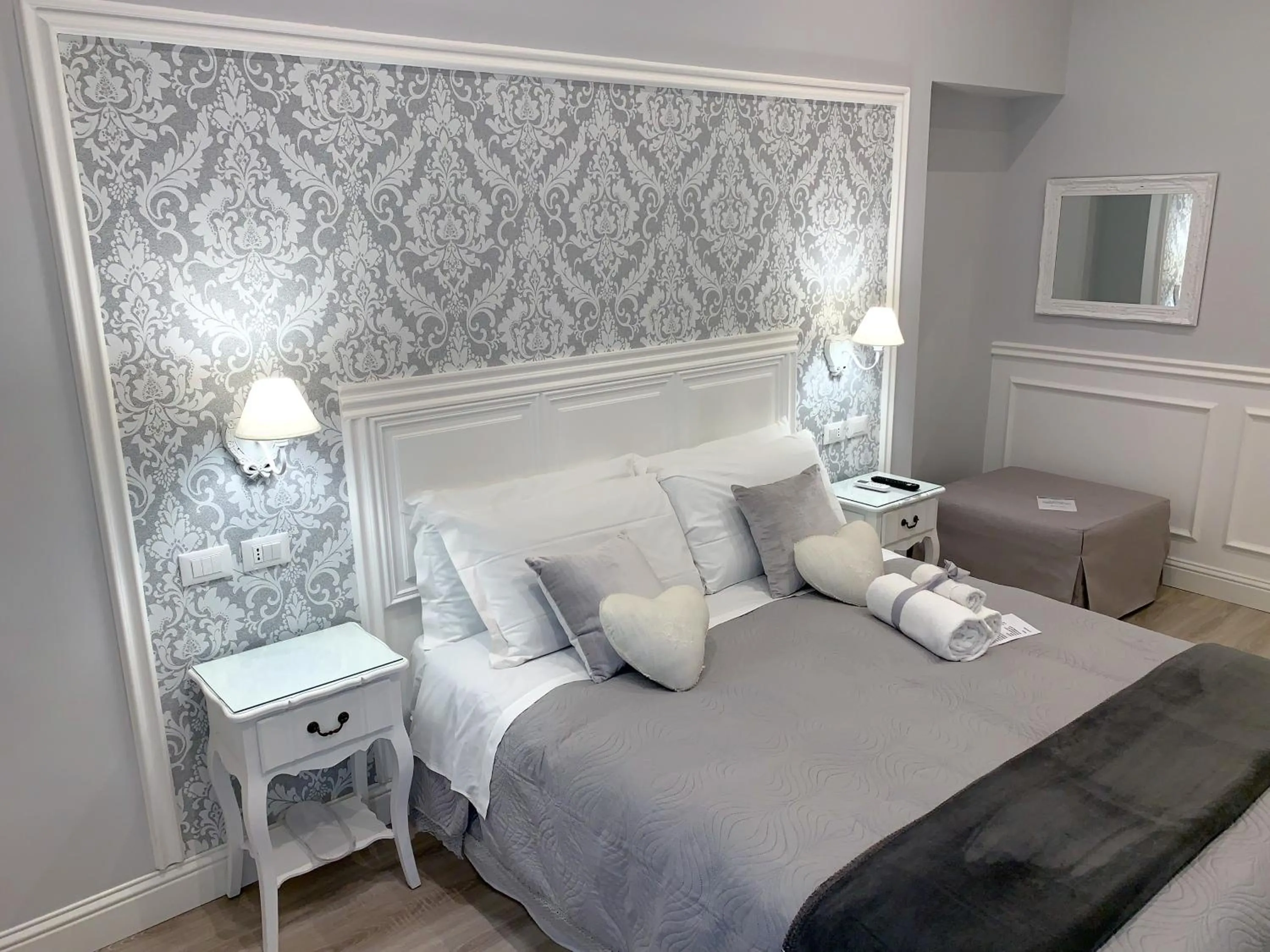 Photo of the whole room, Bed in Charme & Chic Prestige