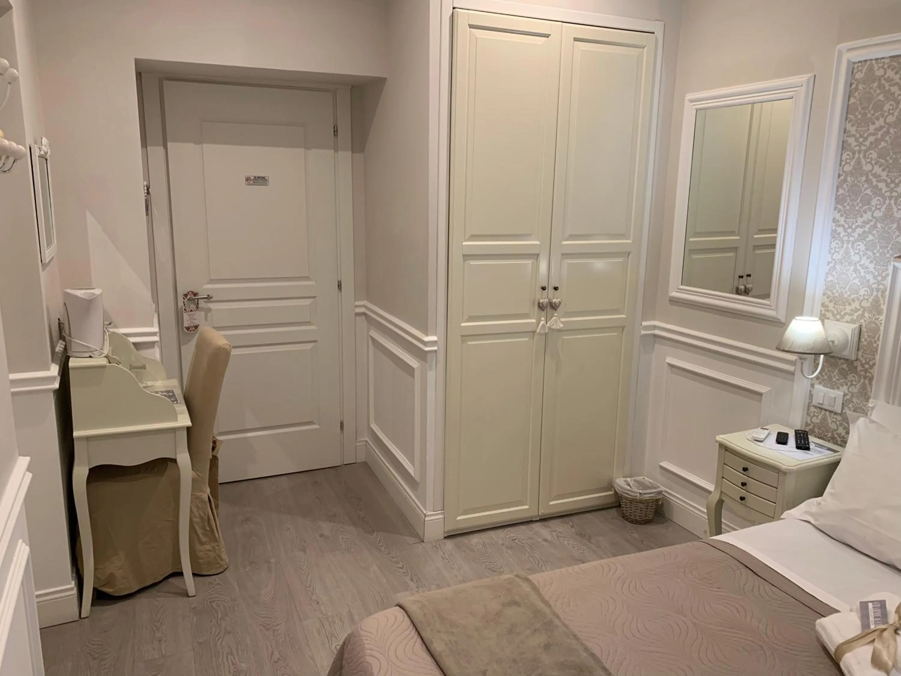 Photo of the whole room, Bed in Charme & Chic Prestige