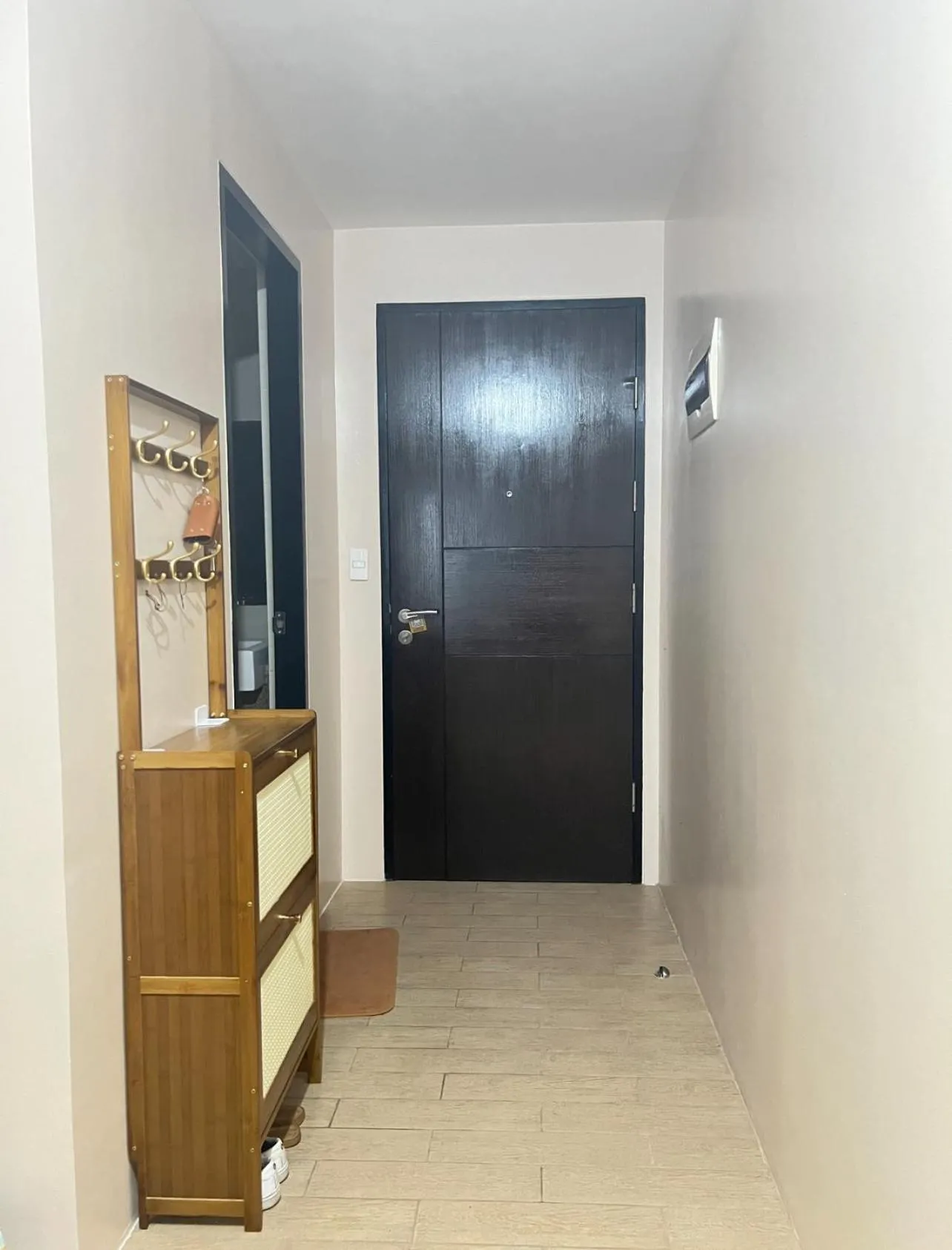 Cozy Condo at Eighty One Newport Blvd across NAIA Terminal 3