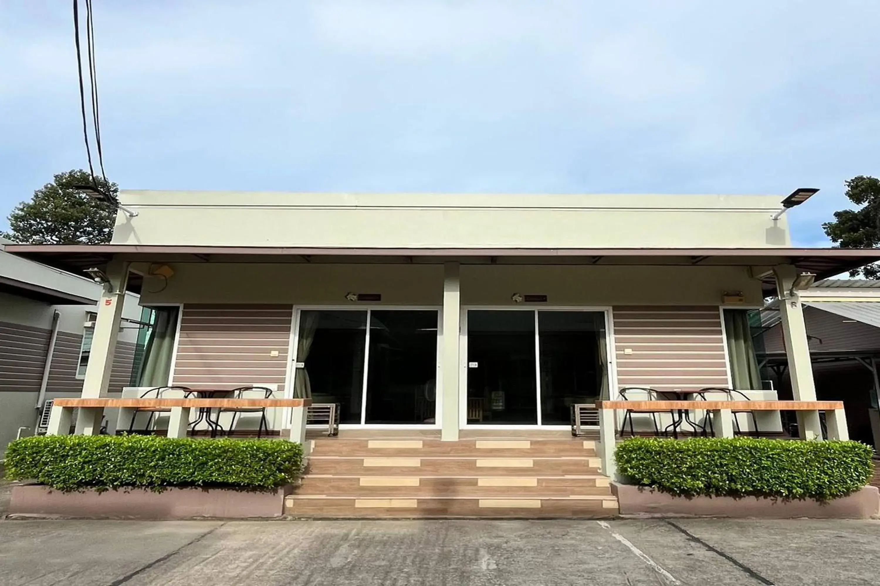 Property building in Pleai Ta Lea Resort Property building in Pleai Ta Lea Resort