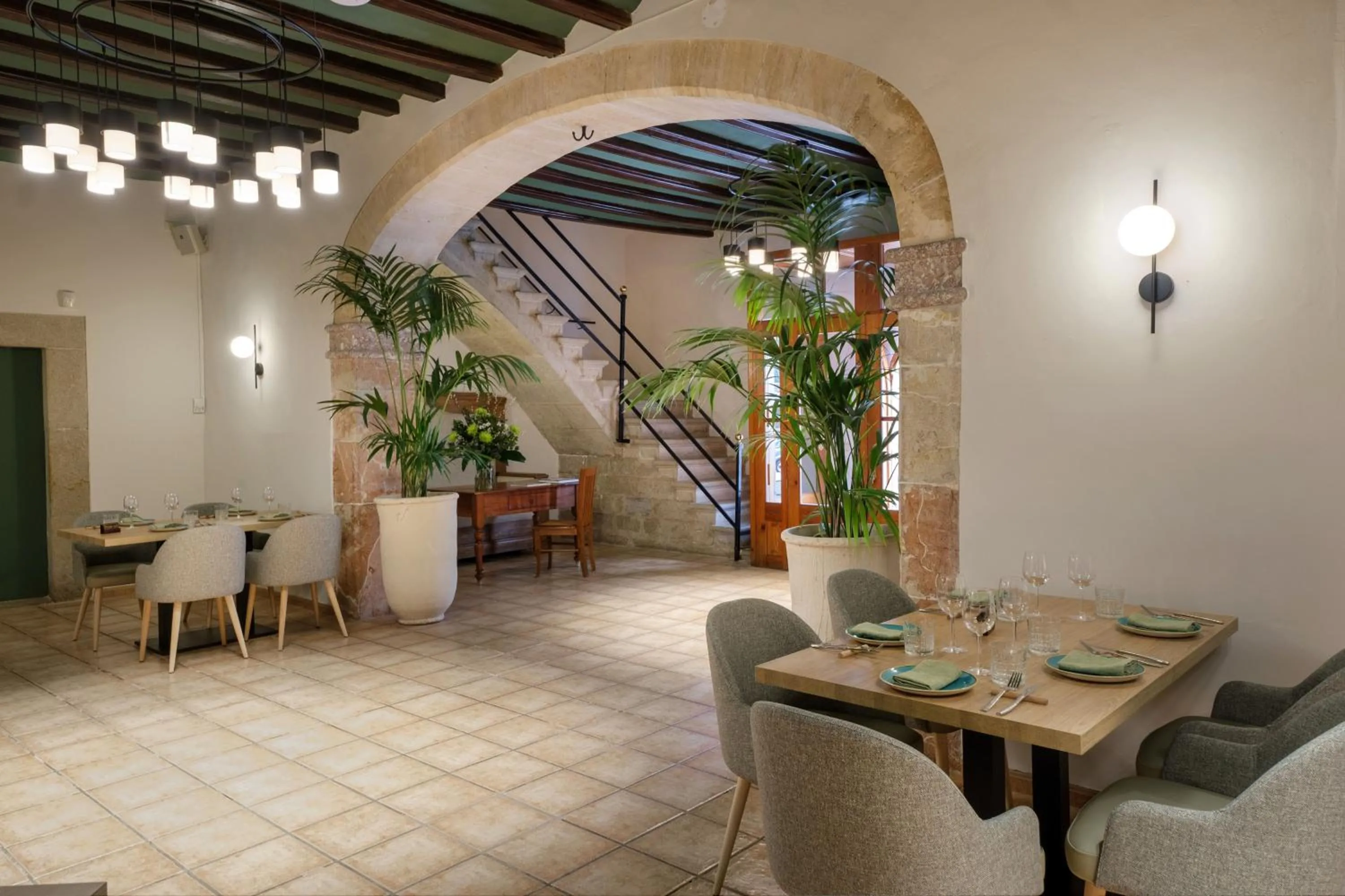 Restaurant/places to eat in Can Xim-Turismo de Interior
