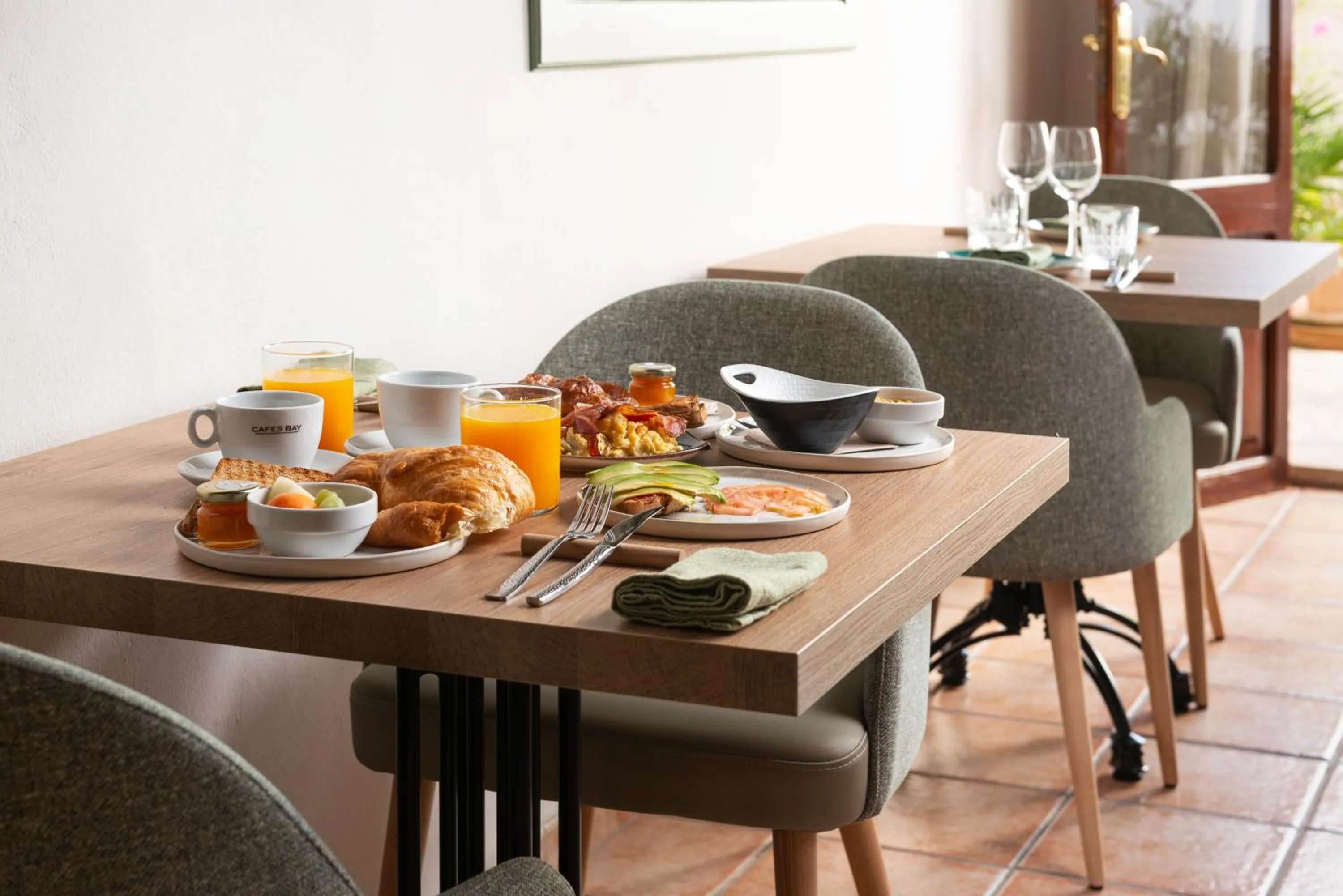 Restaurant/places to eat in Can Xim-Turismo de Interior