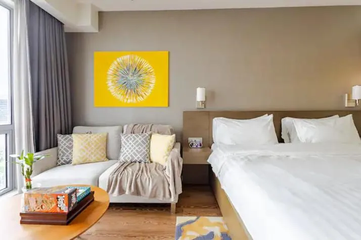 Novotel Suites Manila Aqua Residences Near Makati by Hamodi'sCrib