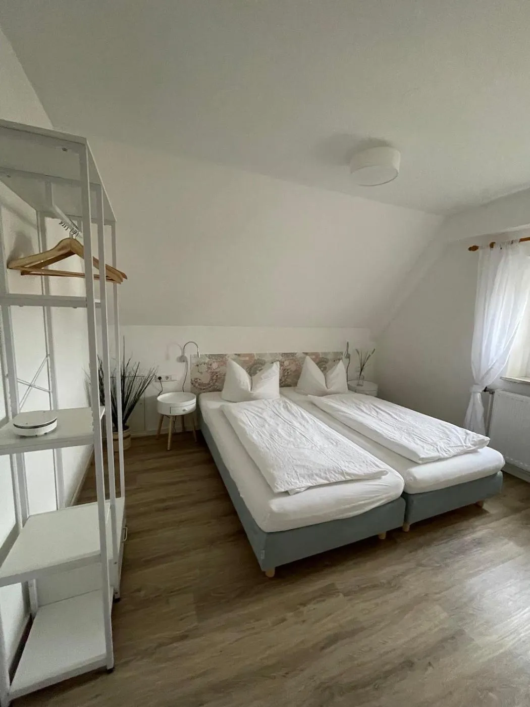 Bed in zum Schwanen Garni