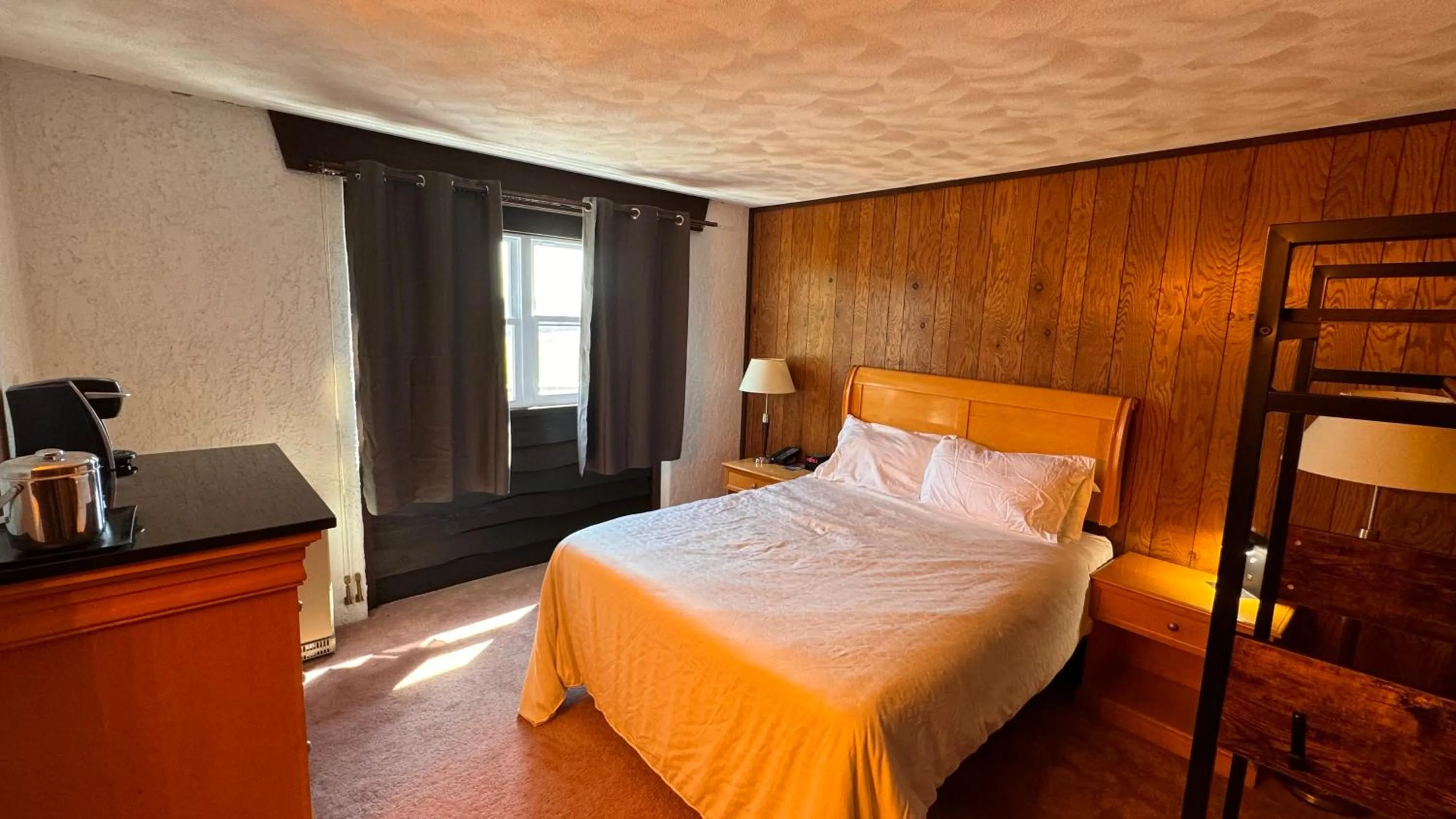 Bedroom, Bed in Davos Chalet