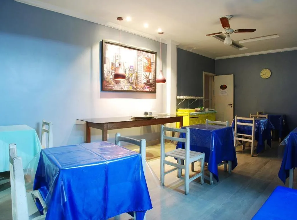 Restaurant/places to eat in Pousada Garoupa