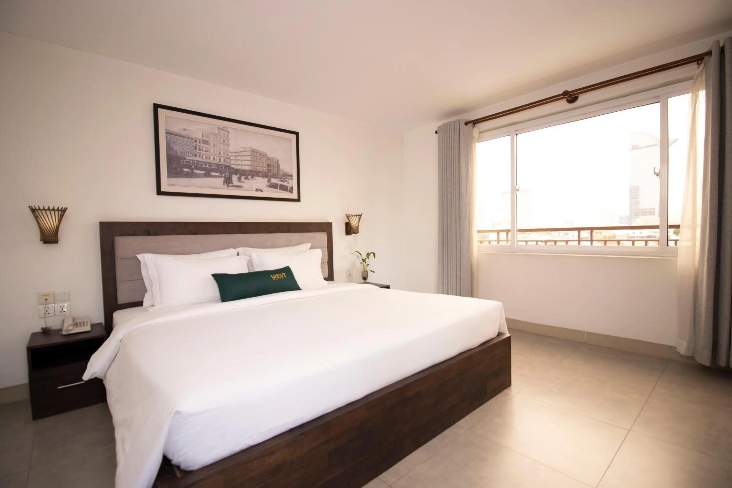 Bedroom, Bed in Vrest Hotel